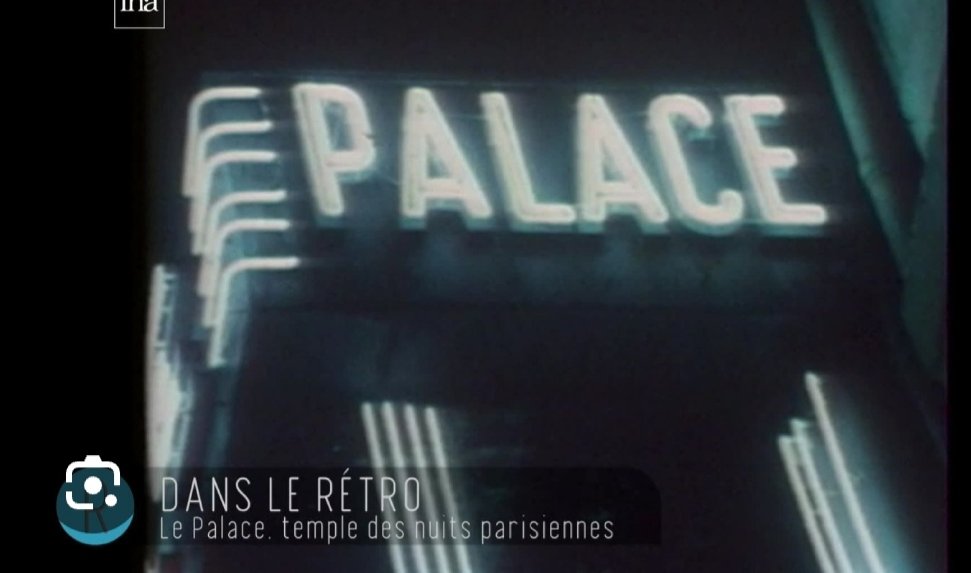 Nostalgie des années 90. On garait la 205 Rolland Garros de maman rue du Faubourg Montmartre et on allait dancer toute la nuit au Palace sur la musique de Matt Barbara et ses Twins avec notre chère Régine #MaisBassesSurLesCoeurs