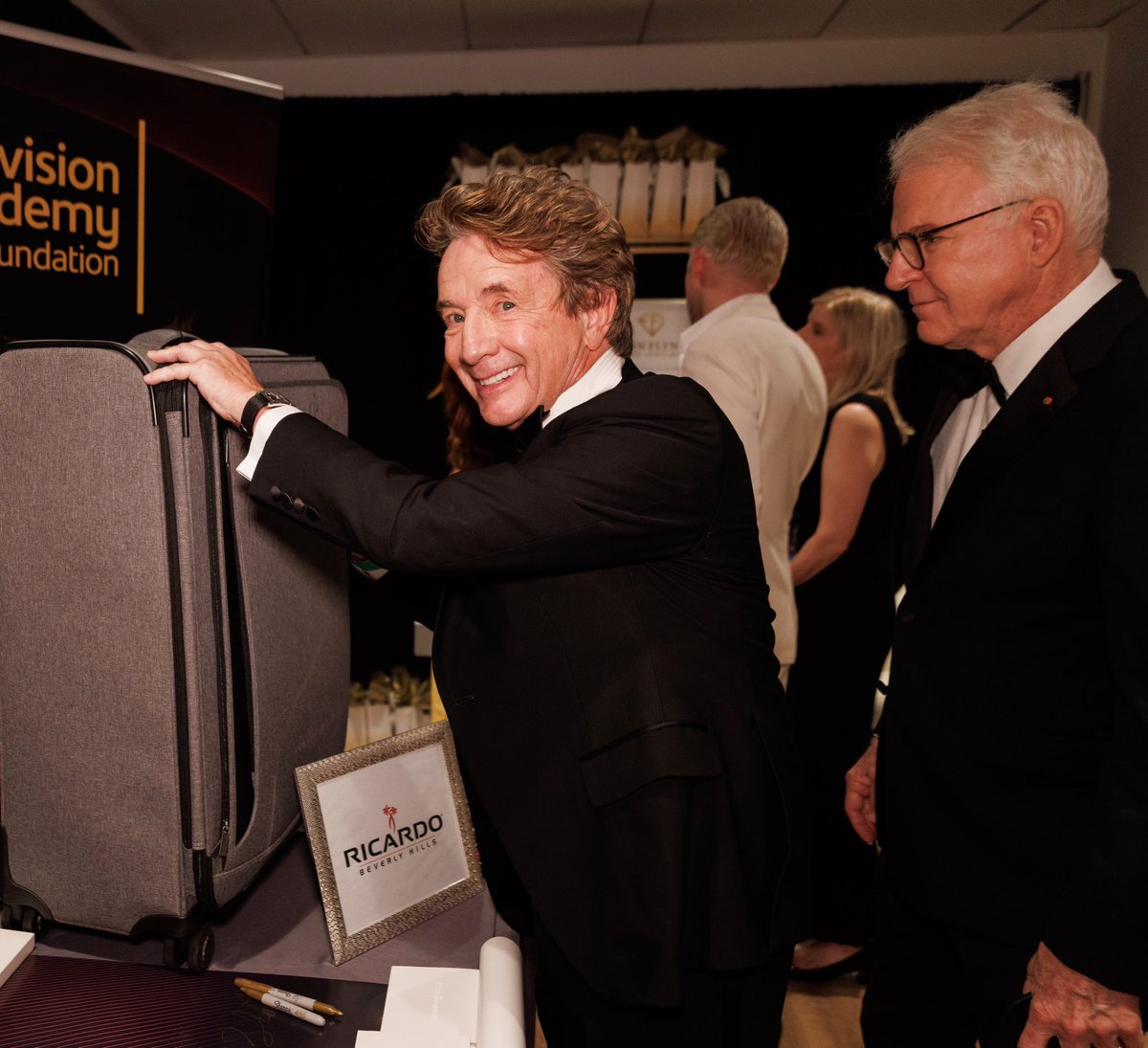 BackstageCreations tweet media