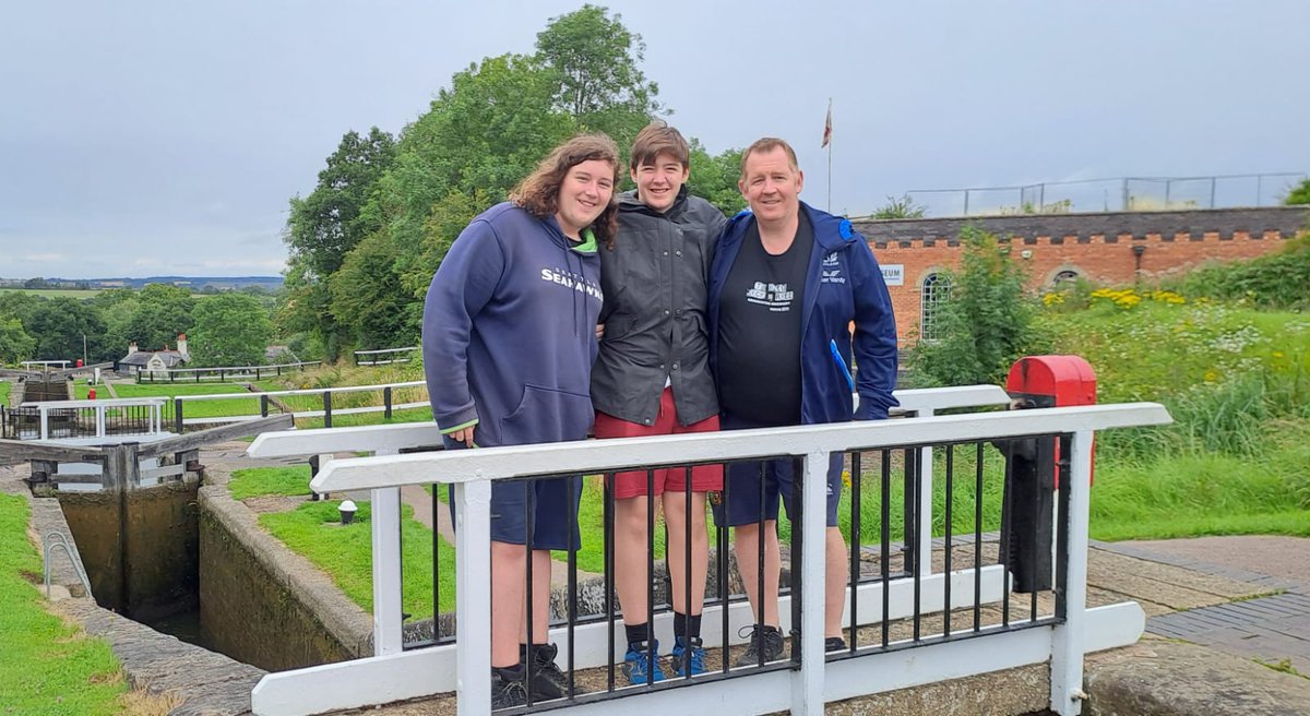 DougProp's tweet photo. Props on Tour, don't worry we let Eldest Prop's girlfriend get a photo with him too #PropsOnTour https://t.co/4OfTtF0bWr