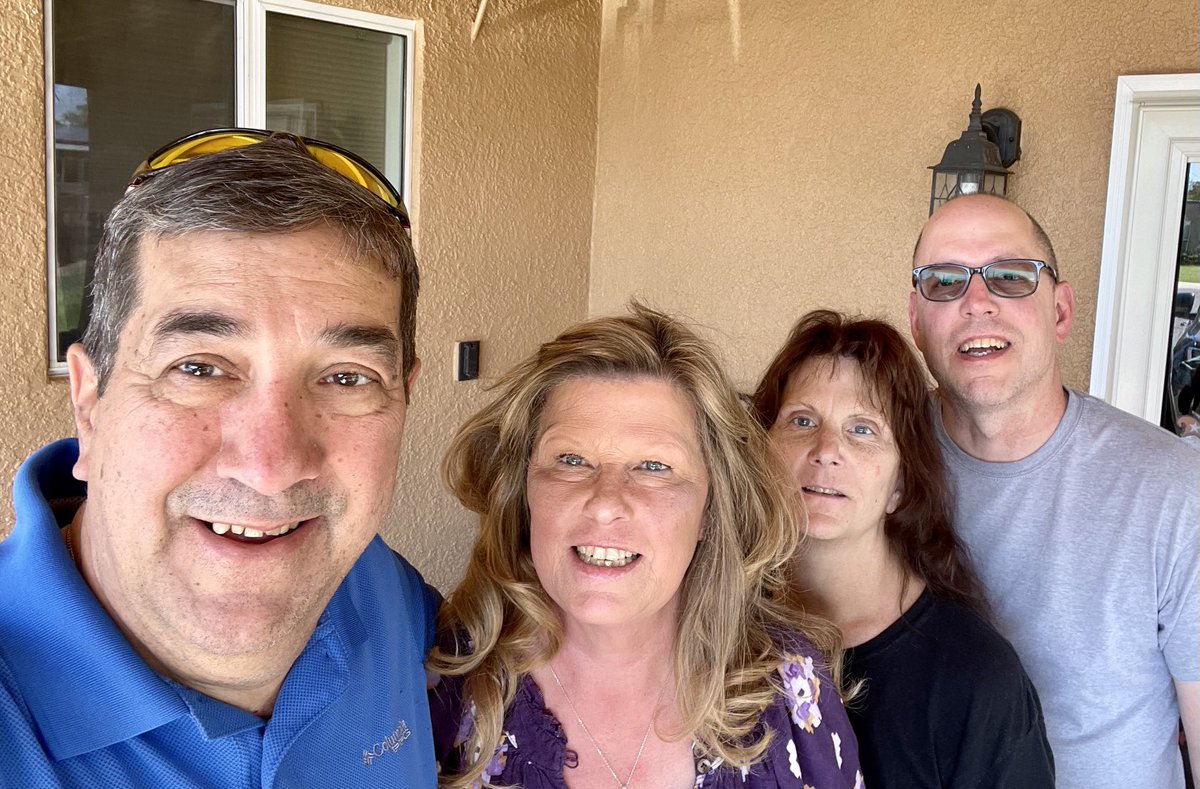 Lisa C Huff tweet media