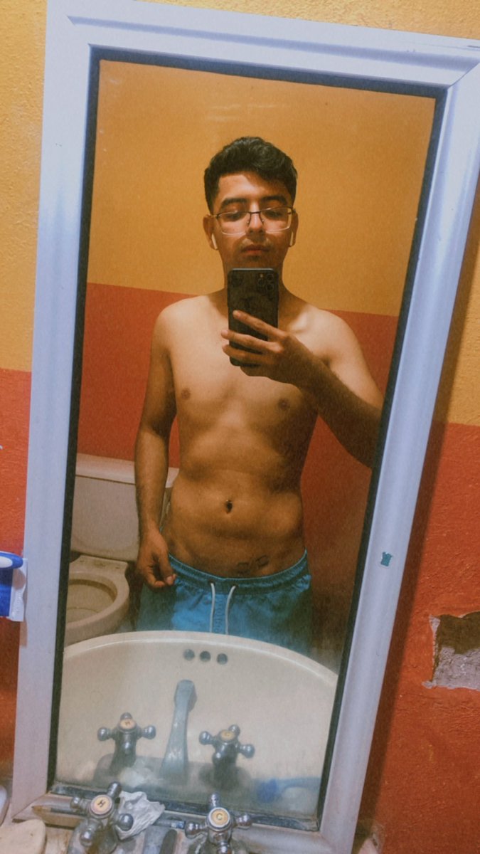 DannyHe_'s tweet photo. Ven sígueme y veras de lo que yo soy capaz 😏 https://t.co/Lm3VngoYHU