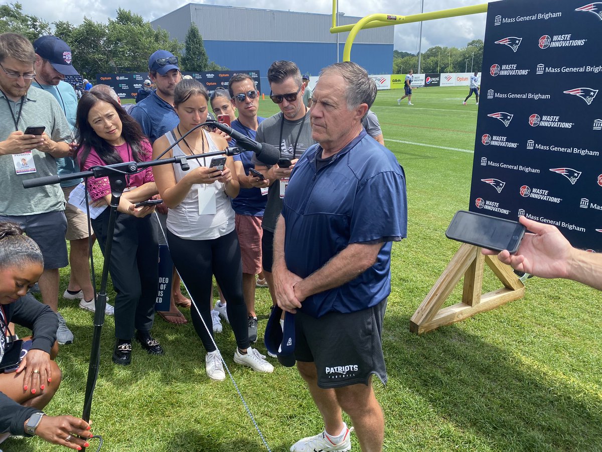 PhilAPerry's tweet photo. Bill Belichick is asked if Mac Jones will start on Thursday: “Yeah, I don’t know.” https://t.co/ibKWieWktL
