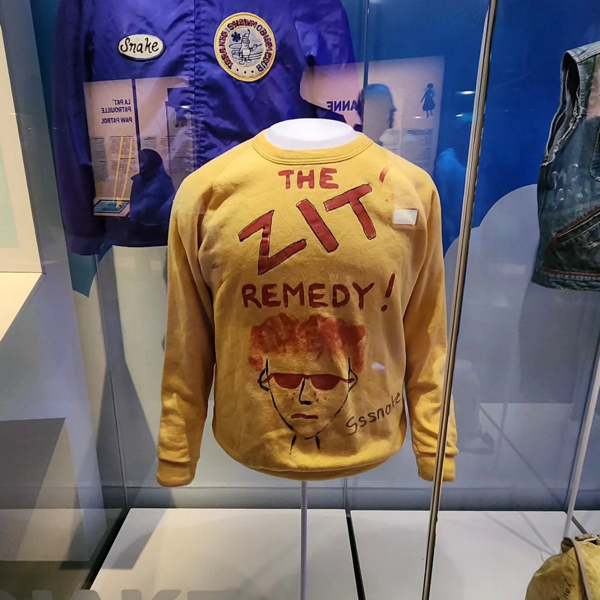 PARAGON CAUSE (@paragoncause) on Twitter photo Everybody wants something... Everybody wants something...