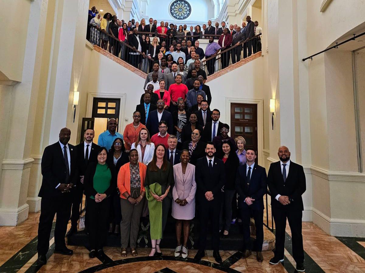 frankcast's tweet photo. Este día hemos iniciado el Taller de Seguridad, EAD-IEA y CDS organizado por @upu_un y auspiciado por @USPS, el cual estaremos desarrollando hasta el 11 de agosto del 2023, con la asistencia de 65 participantes de 33 países de la región.

📍Coral Gables, Miami 🇺🇸 https://t.co/71rX1UZPuj