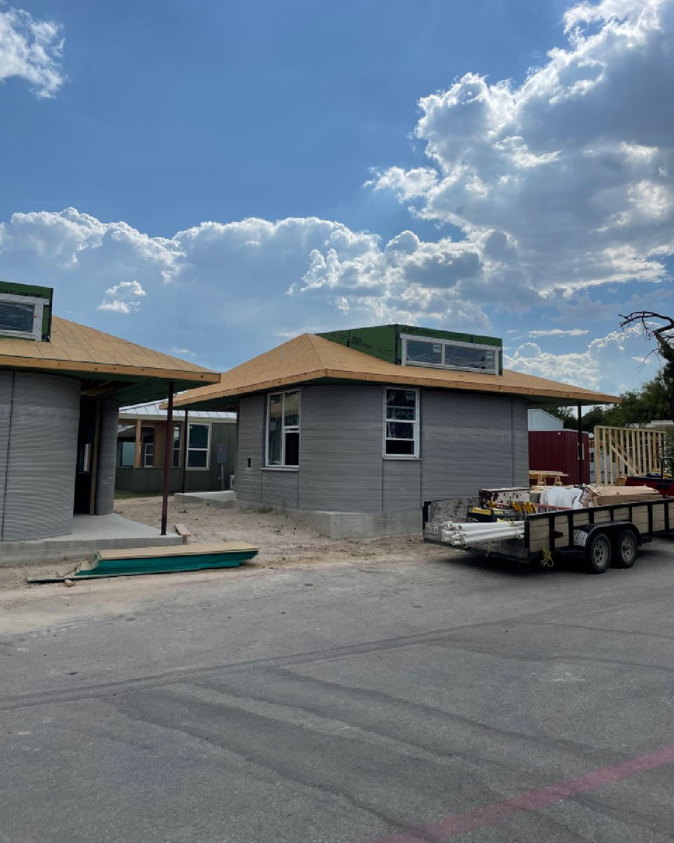 ForcepointSec's tweet photo. Team Forcepoint Austin came together to build tiny clay homes for an upcoming Art Show supporting Community First! village.
Community Works gives opportunities to people who have experienced homelessness to earn an income. Learn more: https://t.co/5hAQY1WZ71
#ForcepointImpact https://t.co/NheXbaaJCY