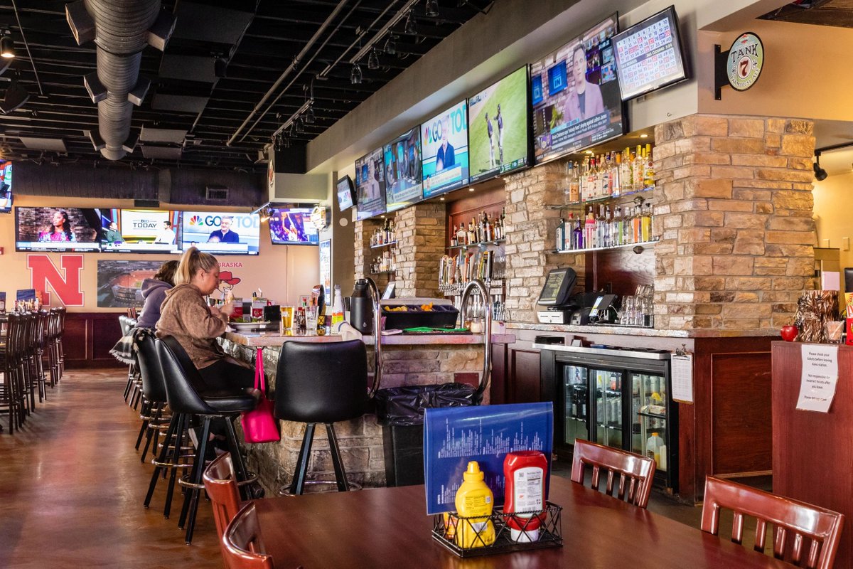 PizzeriaUnion's tweet photo. Looking for a great place to watch the game? Look no further than Union Sports Bar! https://t.co/7KYfhh7tDM