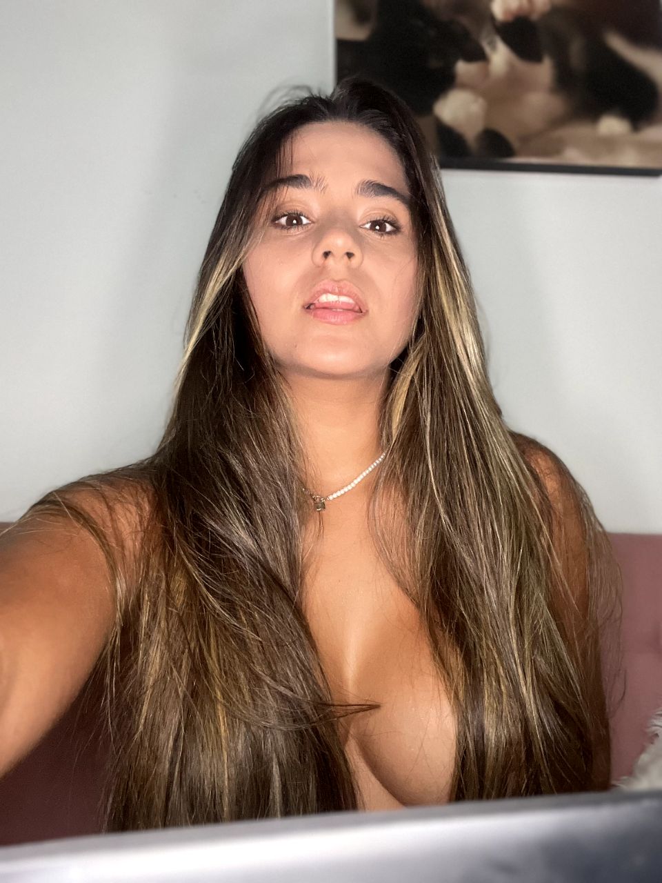 Arias (0F in Bio 🌶🔗🔥) on X: ¿Quieres ver Netflix y abrazar?  t.co86BsC1dtrR  X