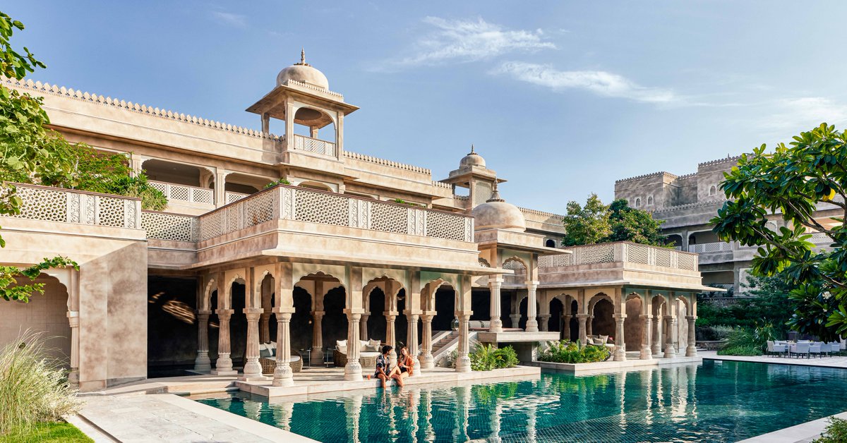 andbeyondtravel's tweet photo. Nestled in the Aravalli hills near Jaipur lies Amanbagh, a place guaranteed to make you feel like royalty

📷: @Amanresorts
🌏: Rajasthan, India

#seewhatliesbeyond #andbeyondtravel #travelinspiration #traveldeeper #safari #india #explore #luxurytravel #travelindia #amanbagh https://t.co/nQMyoPHTjq