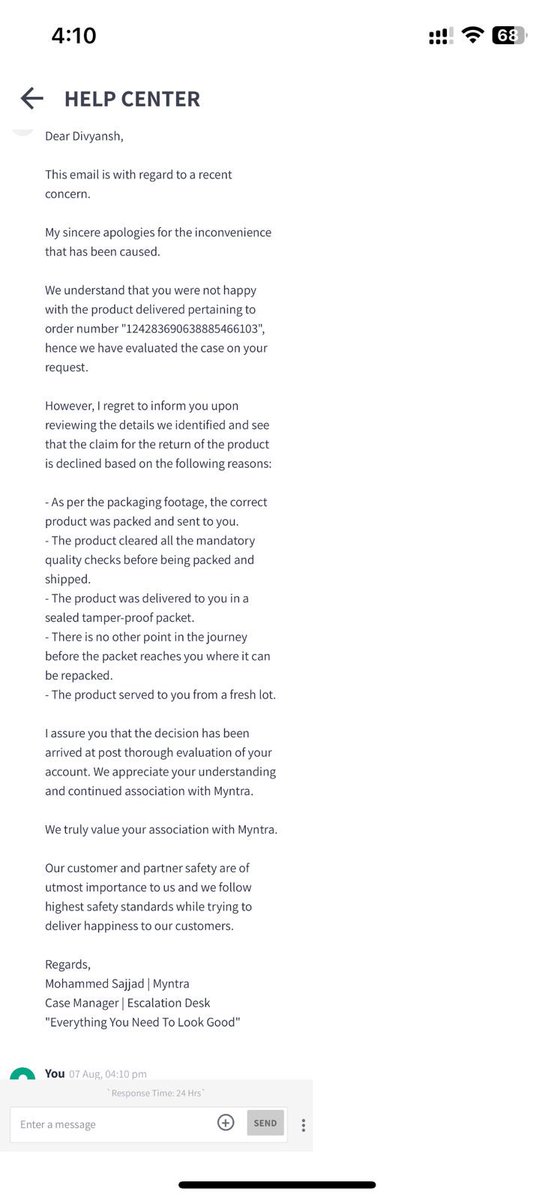vineet66649's tweet photo. My friend ordered a watch from myntra and there was nothing inside. Do see the reply from myntra even after i shared the video of unboxing with them. 

Need a honest answer. 

#myntra #modiji #consumeract #crimebranch #fraud #onlinescam #scam #latestscam https://t.co/yRnxakQICo