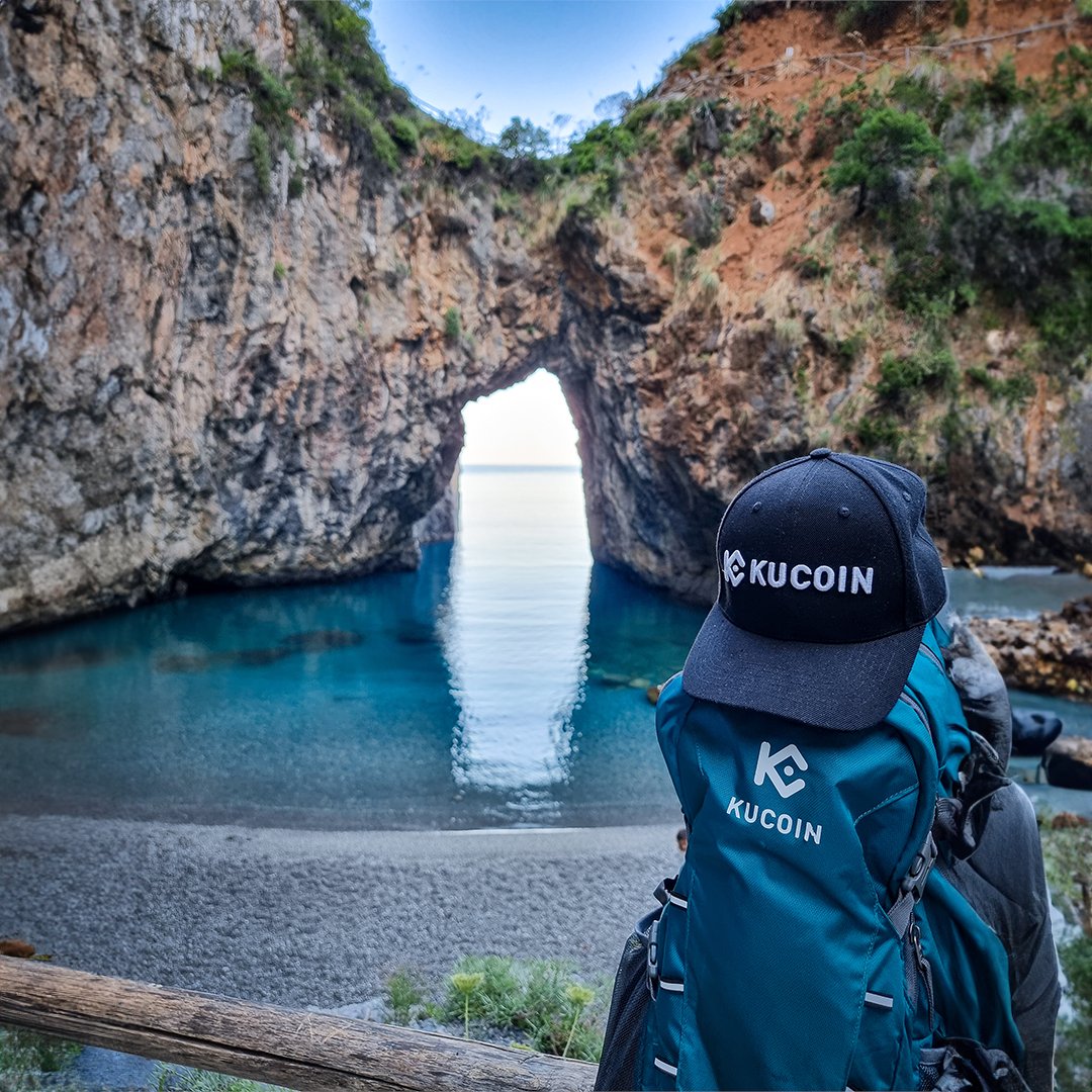 kucoincom's tweet photo. Scaling new heights in the world of crypto! Just as there's a gap in the mountain, your path to success starts here. ⛰️🚀

#HangoutwithKuCoin https://t.co/53B1u3oR3t