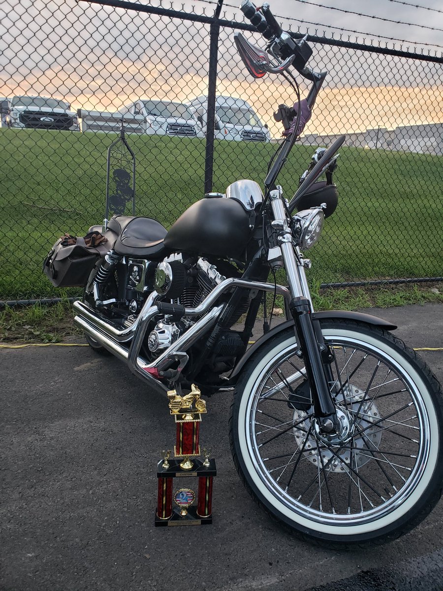 SkipBrandes's tweet photo. #HarleyDavidson #wideglide https://t.co/e5Q9L8yGd7