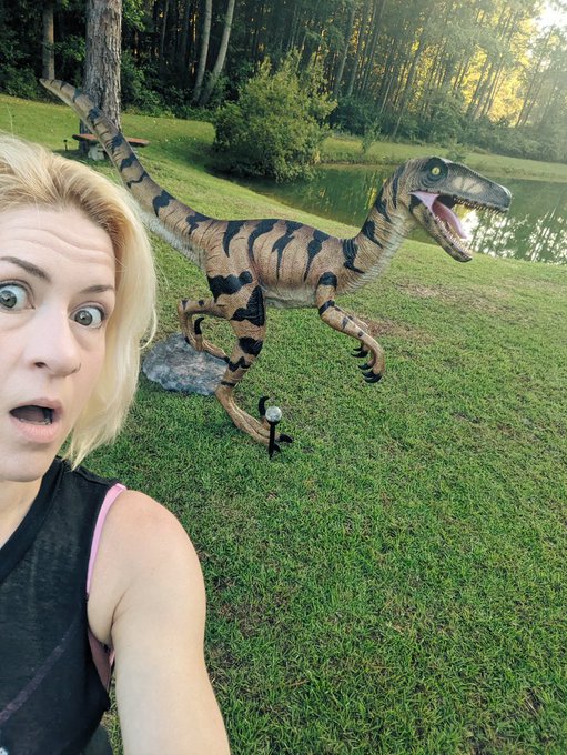 The things you find on a road trip 😱  @TwiggyMcStmpwzl @PortiaEverly @Trixie_E11 @lewrubens https://t<a class="tags" target="_blank" title="On Twitter" href="/?out=eyJ0eXAiOiJKV1QiLCJhbGciOiJIUzUxMiJ9.eyJpYXQiOjE3MjE2NTM2NTAsImlzcyI6InR3cG9ybnN0YXJzLmNvbSIsIm5iZiI6MTcyMTY1MzY1MCwiZXhwIjoxNzUzMTg5NjUwLCJyZWRpcmVjdF91cmwiOiJodHRwczovL3R3aXR0ZXIuY29tL1R3aWdneU1jU3RtcHd6bCJ9.y5Go1y5jkgHzSNiEEcP8p46IMq4bf2-zQSvD5IG8zJVqNDOPpUj302U95C7WgeCQZ93DMIeEF9omyJ2YETzPAg">@TwiggyMcStmpwzl</a><a href="/tag/tardis"class="tags"><span>#tardis</span></a><a href="/tag/drwho"class="tags"><span>#drwho</span></a>