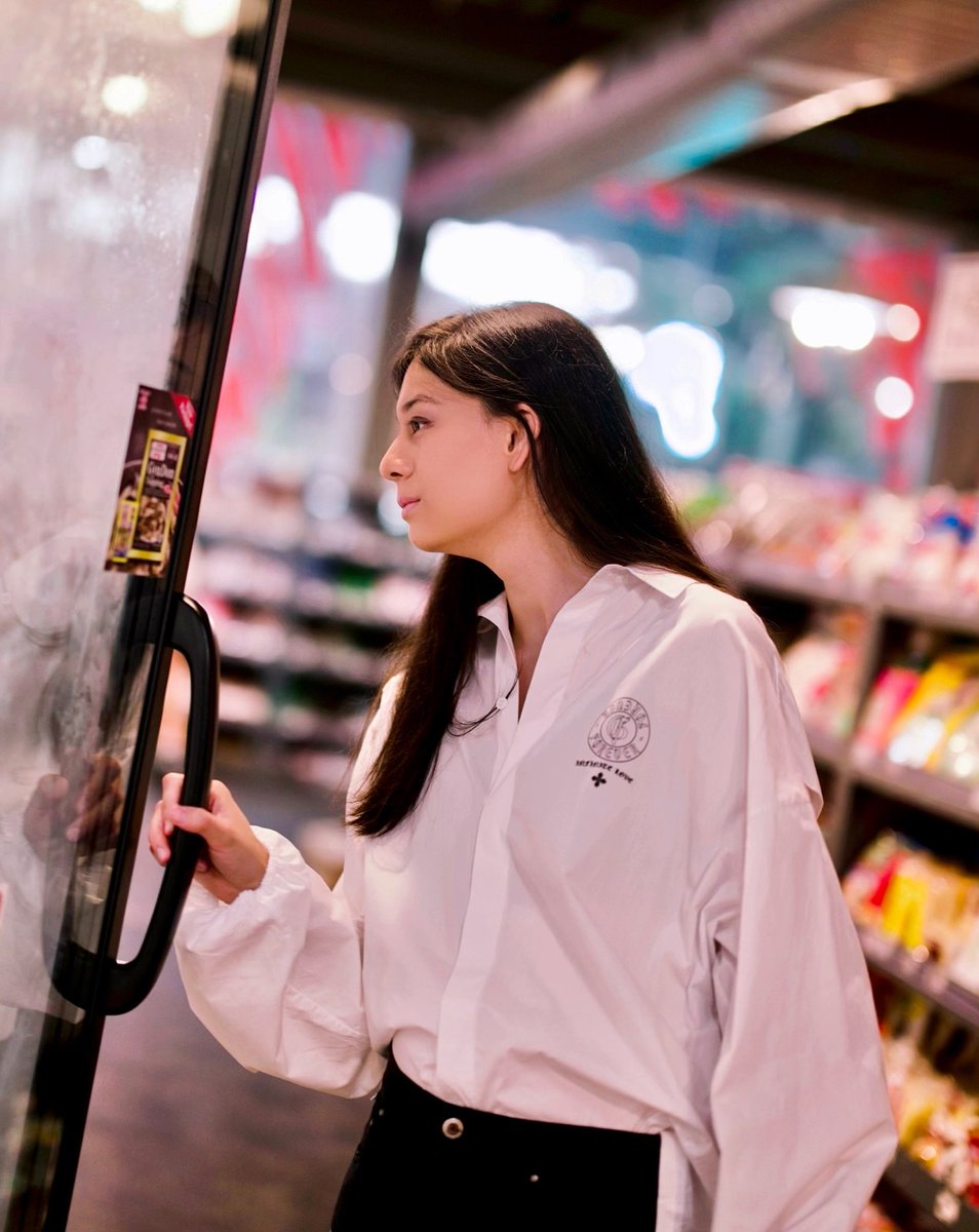 dndhu619734's tweet photo. G|FASHION - Navigating the aisles in style ๐ฅ
#createthelook
WHITE COTTON OVERSHIRT
๐https://t.co/Q2XRLFyeHu...
TWO-TONED WASH DENIM PANTS
๐https://t.co/Q2XRLFyeHu...
#gfashion #lifestyle #newstyle https://t.co/Prve04QWQh