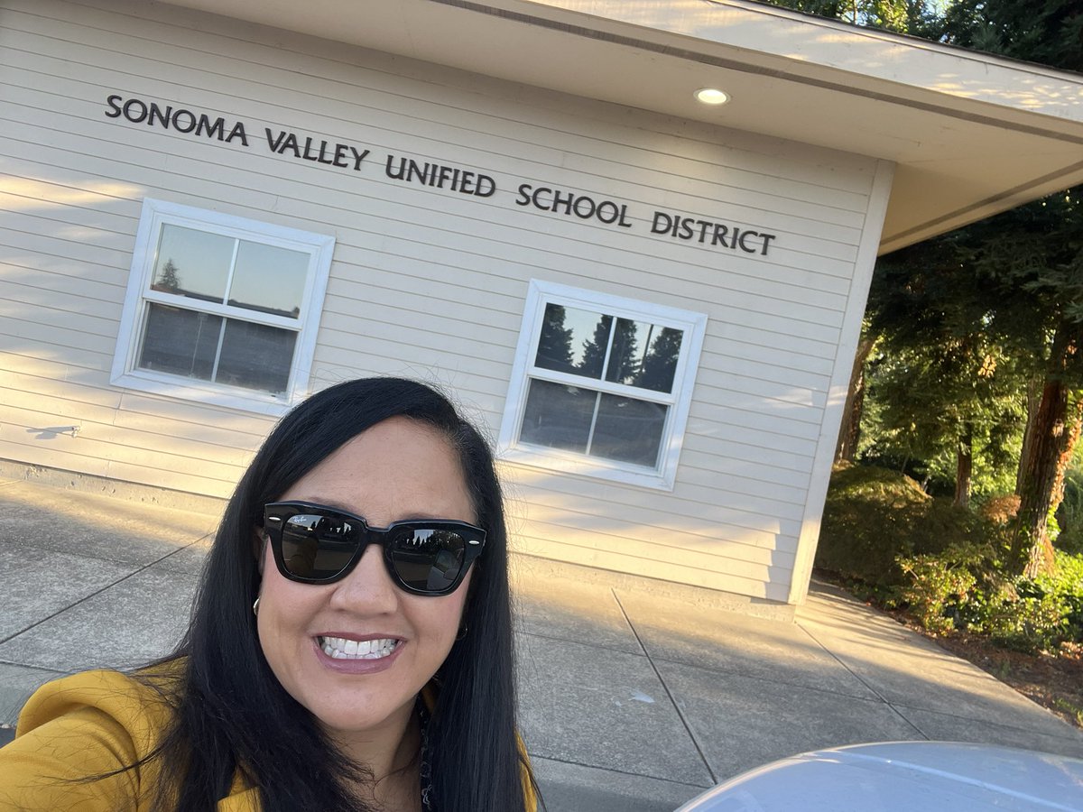 casillas_DrC's tweet photo. Day 1(yesterday): Here to serve the students, families, schools and community of Sonoma Valley as Associate Superintendent, Educational Services where “The future of  Valley starts here.” https://t.co/dZA4wcZm80