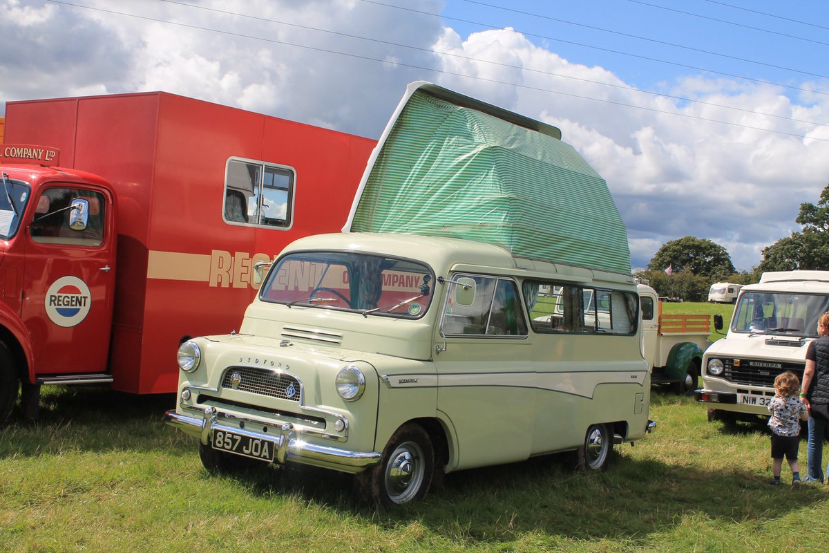 Bedford CA Dormobile with it's roof extended @bedford  <a href="/DormobileOC/">DOC</a>