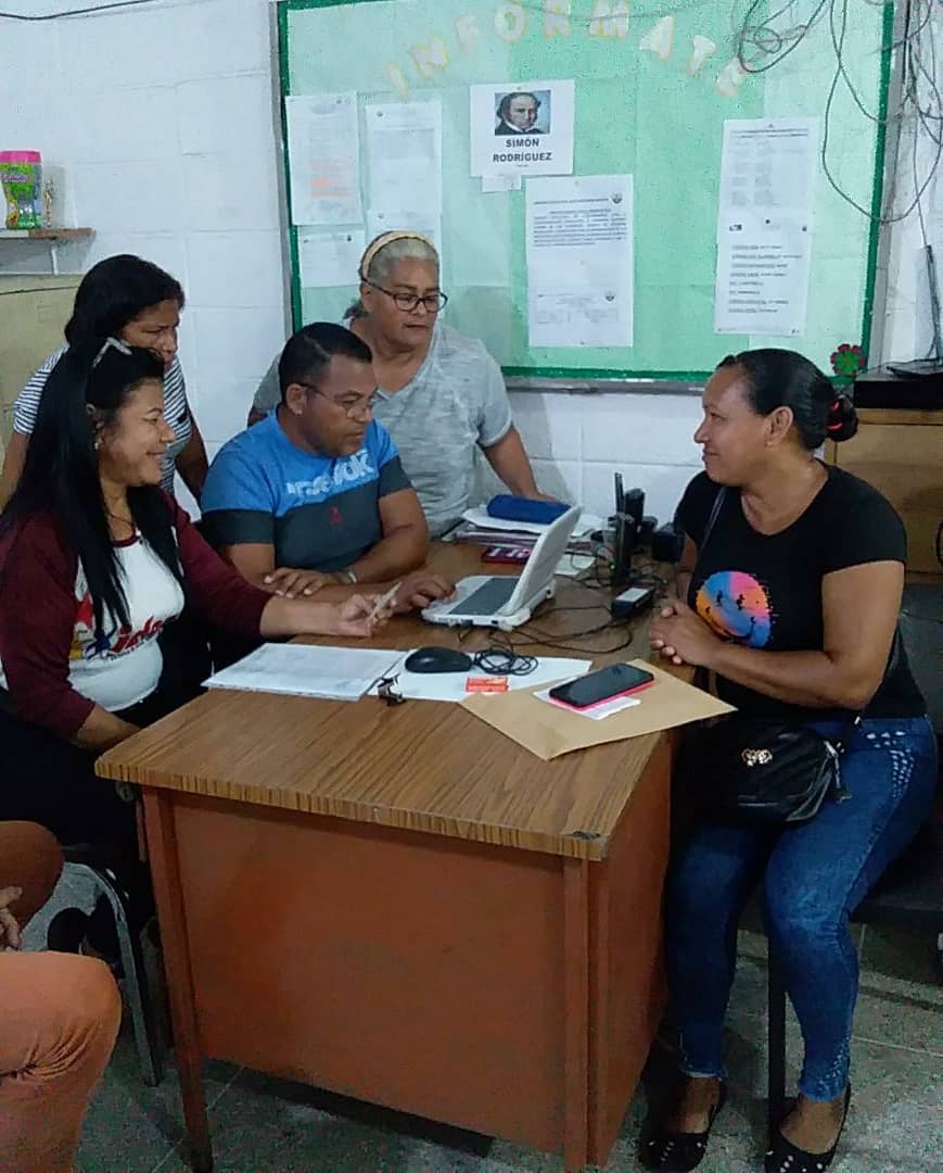 Circuito Educativo N°11 UE Jose Antonio Maitin 
Programa Agosto Escuelas Abiertas 2023
Jornada de Solicitud de Cita SAIME oportunidad que se le brinda a nuestros Estudiantes de 3 y 4 Año que no poseen Cedula de Identidad.
#VozDeVenezuelaEnBrasil
<a href="/NicolasMaduro/">Nicolás Maduro</a> 
<a href="/VenezuelaSaime/">VenezuelaSaime</a>