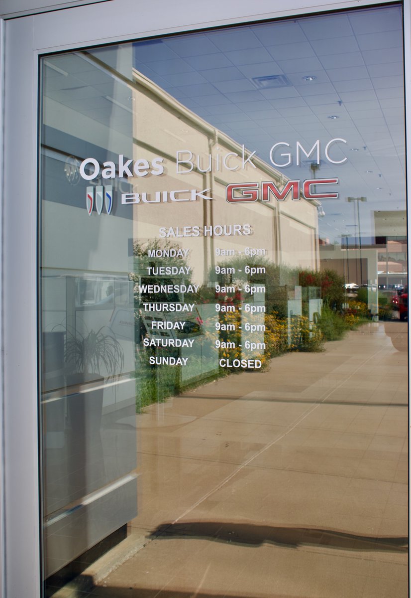 OakesAuto's tweet photo. Oakes Buick GMC officially has Oakes signage up! Come by today and allow our team to find the perfect vehicle for your lifestyle.
📍3200 Main Street, Kansas City, Missouri
#OakesAuto #OakesBuickGMC https://t.co/9gY17YBW2M