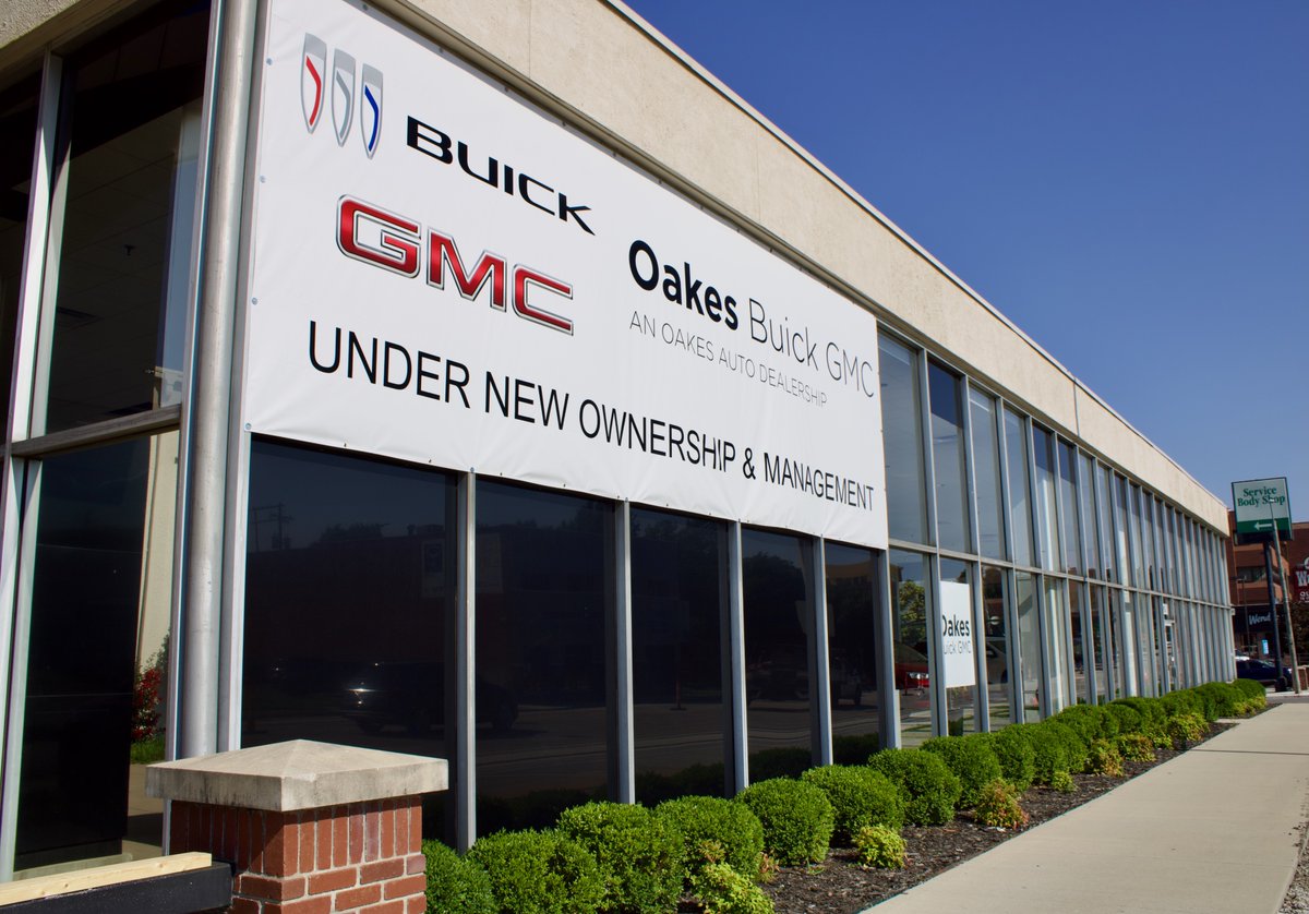 OakesAuto's tweet photo. Oakes Buick GMC officially has Oakes signage up! Come by today and allow our team to find the perfect vehicle for your lifestyle.
📍3200 Main Street, Kansas City, Missouri
#OakesAuto #OakesBuickGMC https://t.co/9gY17YBW2M