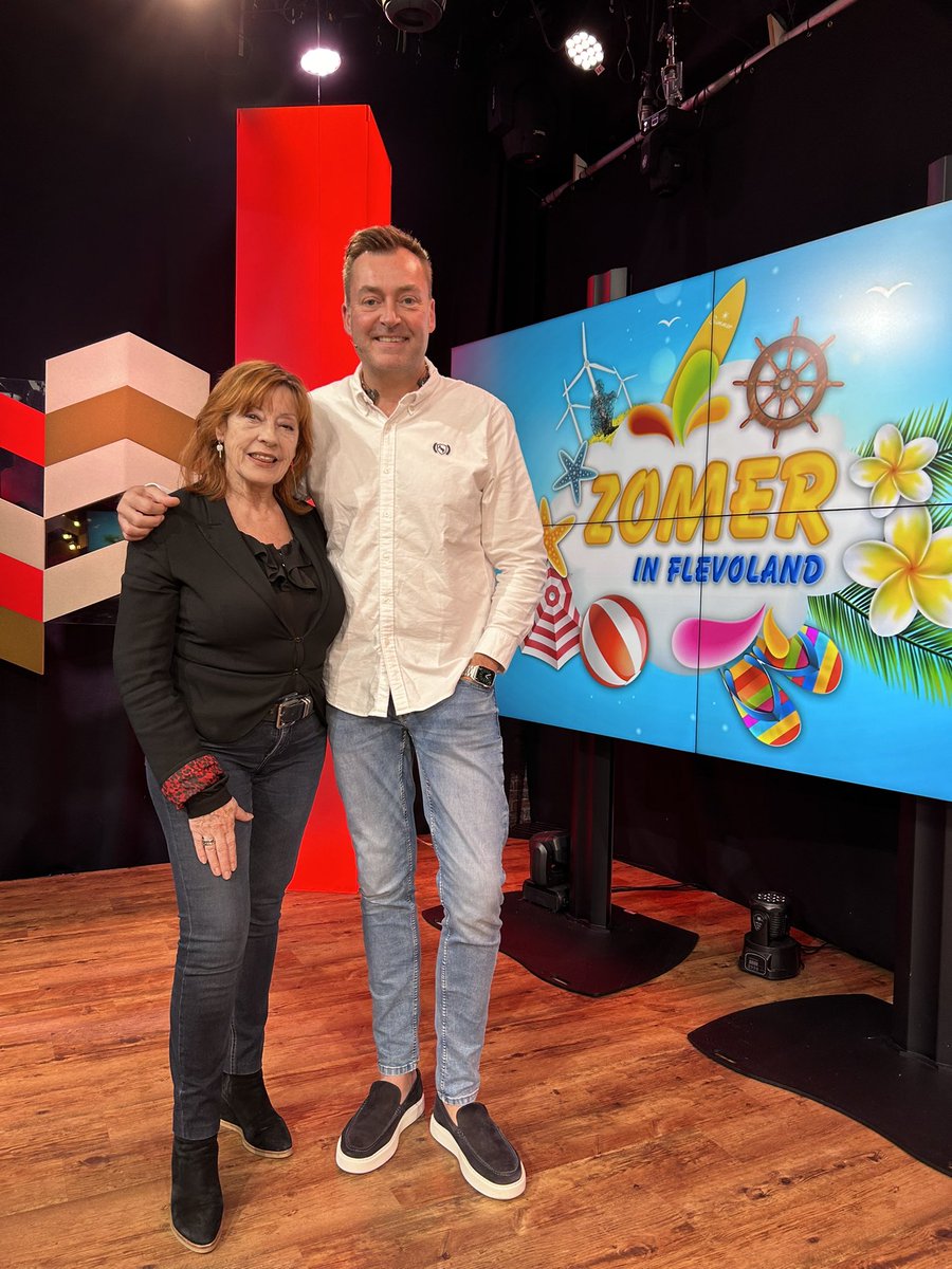Prachtig gesprek met de grande dame van de Vlaamse podia Liliane Saint-Pierre bij <a href="/RadioKunststof/">Radio Kunststof</a> trots haar een vriendin te mogen noemen. #kunststof