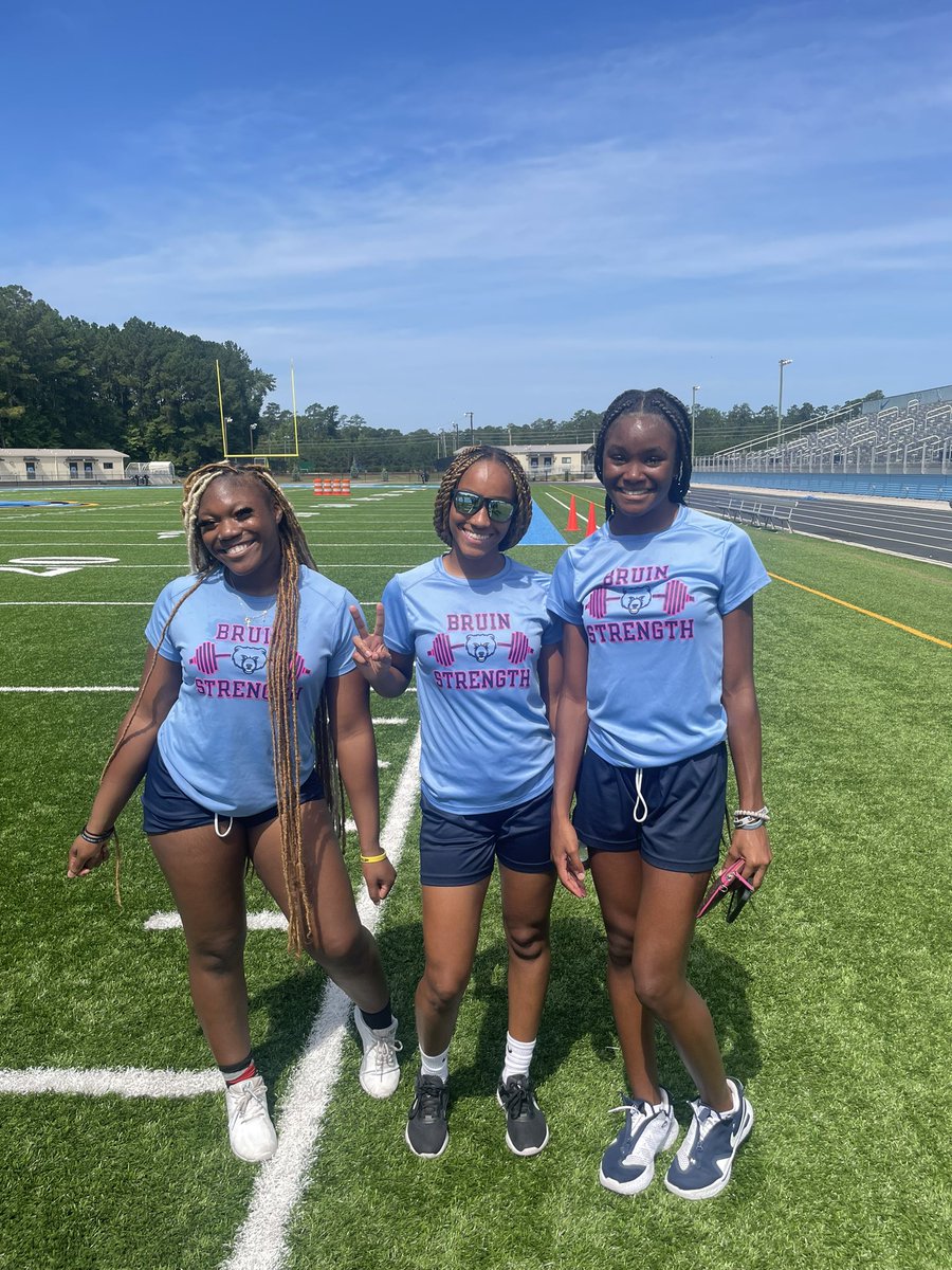 South Florence High School Strength & Conditioning (@sfbruinstrength) on Twitter photo Our top 3 fastest female athletes from our 40 yard dash this morning! <a href="/MuldrowTriniti/">Triniti Muldrow</a> <a href="/NiyahB_2/">aniyahb🤗🤗</a> <a href="/jadaam10/">Jada Montgomery</a> <a href="/sfhathletics/">South Florence High Athletics</a> Our top 3 fastest female athletes from our 40 yard dash this morning! <a href="/MuldrowTriniti/">Triniti Muldrow</a> <a href="/NiyahB_2/">aniyahb🤗🤗</a> <a href="/jadaam10/">Jada Montgomery</a> <a href="/sfhathletics/">South Florence High Athletics</a>
