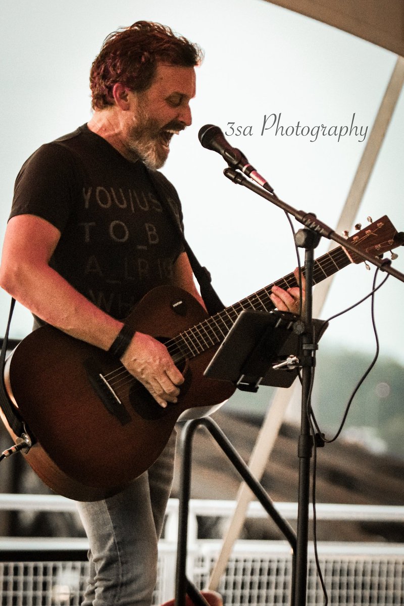 3saPhotography's tweet image. A few more…
Rooftop Show
Rob Benedict
#MomentoCon
Pittsburgh
8-5-23