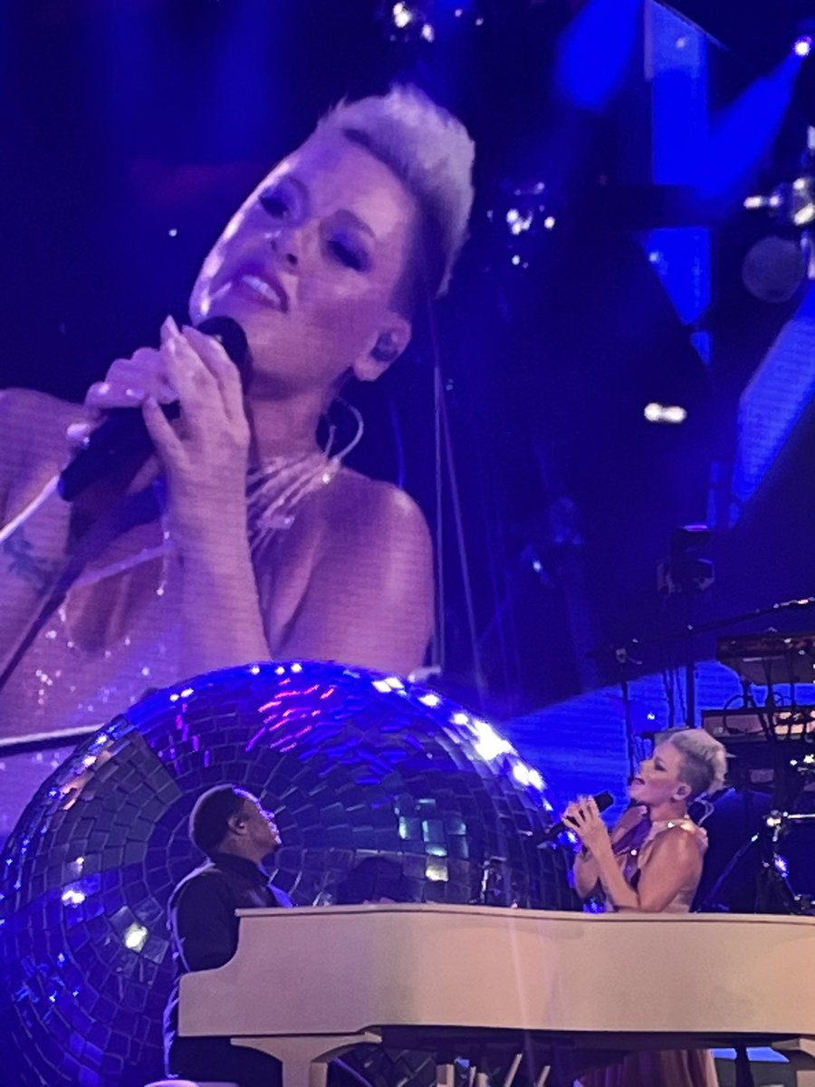 ACatRocks's tweet photo. @Pink After a hard few months dealing with life your Washington DC show was beyond joyful. It’s the word I keep using! And so fun in the rain! You and your whole crew were absolutely amazing! Thank you! https://t.co/5smbZ9ZqbP