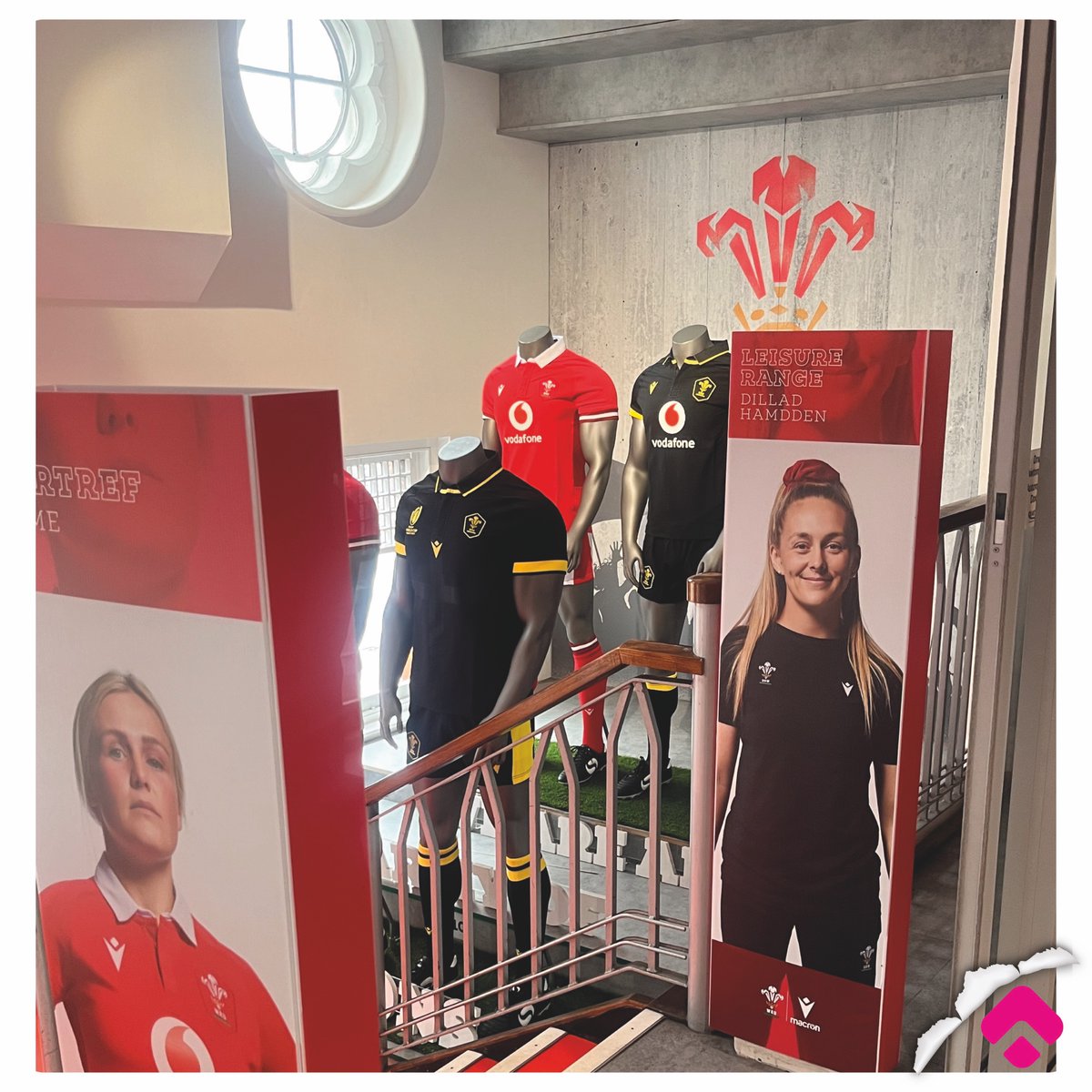 Uprise Print tweet media