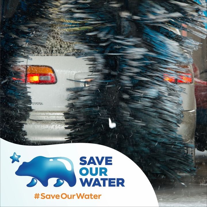 pleasantonca's tweet photo. Here's a #TuesdayTip: Don’t wash your car in your driveway! Instead, take it to a car wash that recycles its water. Not only does this conserve water, but it helps to keep harmful chemicals and soaps out of our waterways!

For more tips and tricks visit https://t.co/YnMy27Ow1p https://t.co/qJom53JZYW