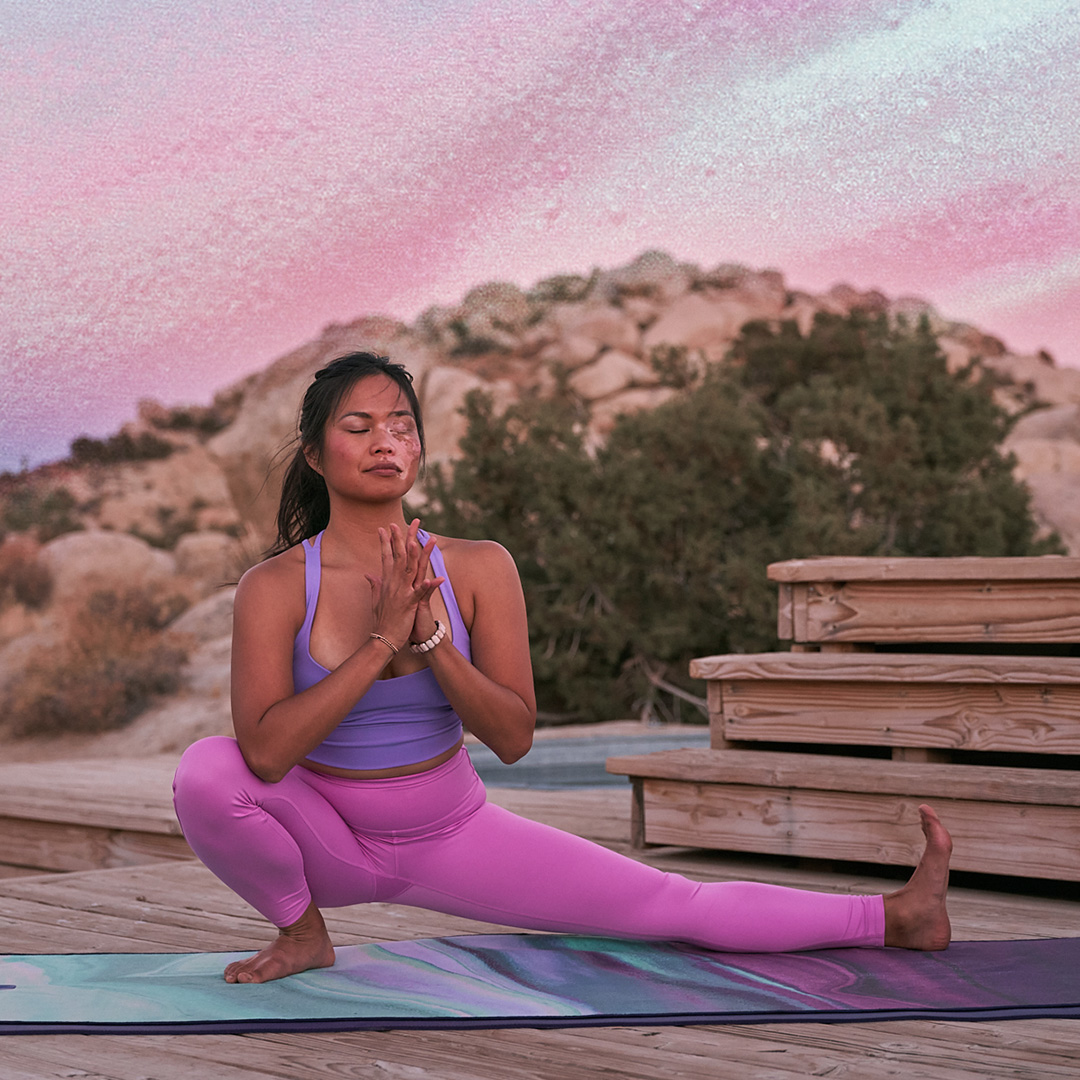 mandukayoga's tweet photo. We feel empowered by the earth.
We move in sync with its rhythms.
We are inspired by the earth and its vibrations.
Have you lost touch with the vibrations?
Join us to #unearththevibrations.
•
#manduka #mandukayoga #mandukacommunity #joshuatree #mandukamat #mandukalife https://t.co/9BHIoZ3CxI