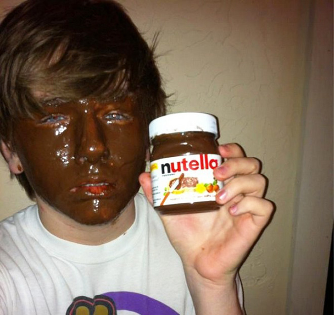 Betting is now open!

Our contestants will begin by competing on who can eat a jar of Nutella the fastest!

Place your bets now! Game begins at 2pm EST

livestreambets.gg/games