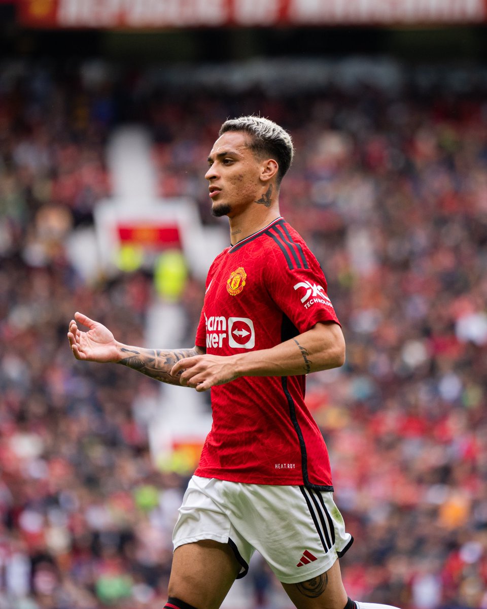 pacofoot's tweet image. Le mancunien @antony00 dans son jardin d’Old Trafford ! 🔴🧑🏽‍🌾🇧🇷⚽️ #antony #ManchesterUnited #oldtrafford