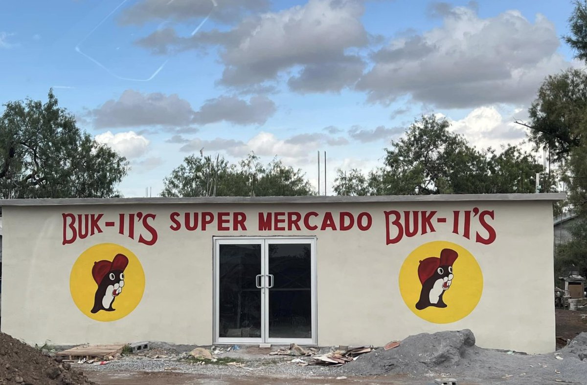 Something about this <a href="/bucees/">Buc-ee's Beaver</a> seems a bit off. Whatcha think <a href="/F5Video/">Marc Dillard</a>?