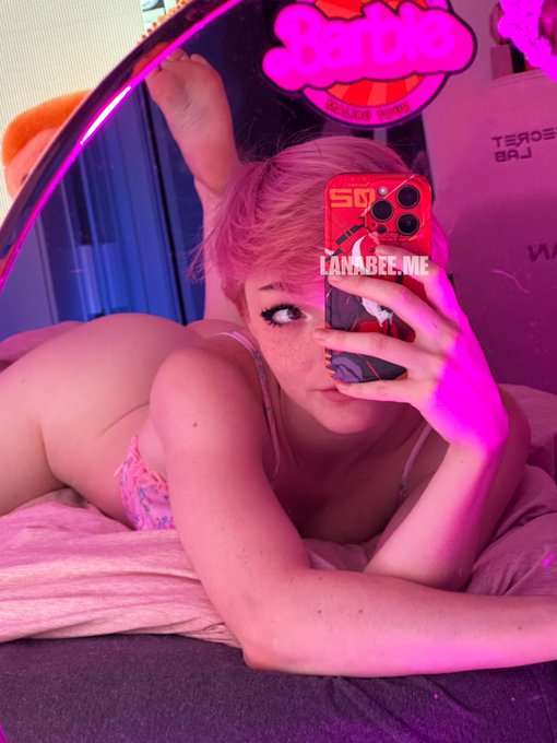 U should sub to my 0nIyfans or fansIy 👀💕 Its only $10 with tons of content directly on the feed! Minimal