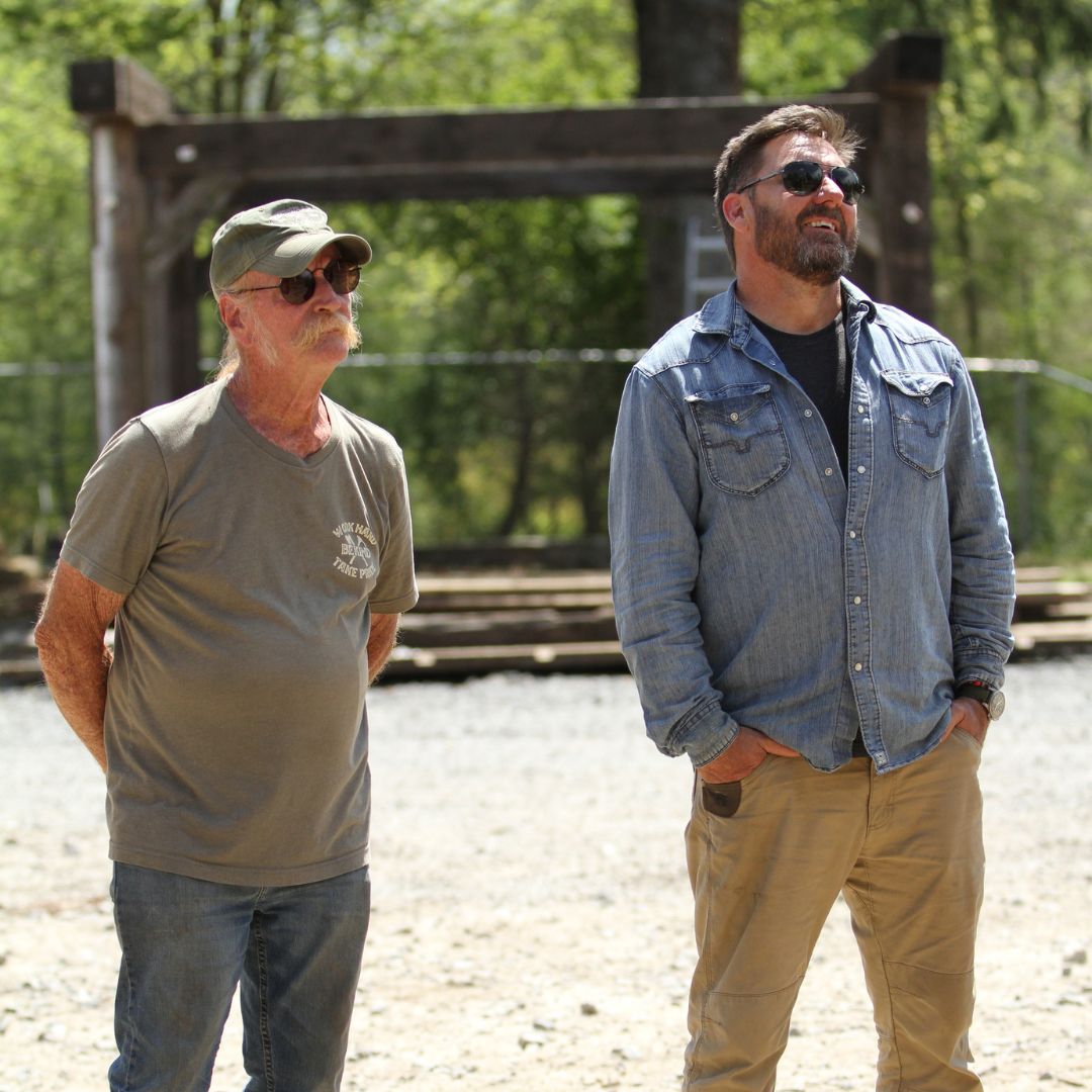 When Johnny Jett's around, you know a project is going to be fun! What do you think he and <a href="/MarkBowe/">Mark Bowe</a> are inspecting at the Boneyard? Tune in tonight to find out on a new episode of #BarnwoodBuilders at 9/8c on #MagnoliaNetwork—only on TV.