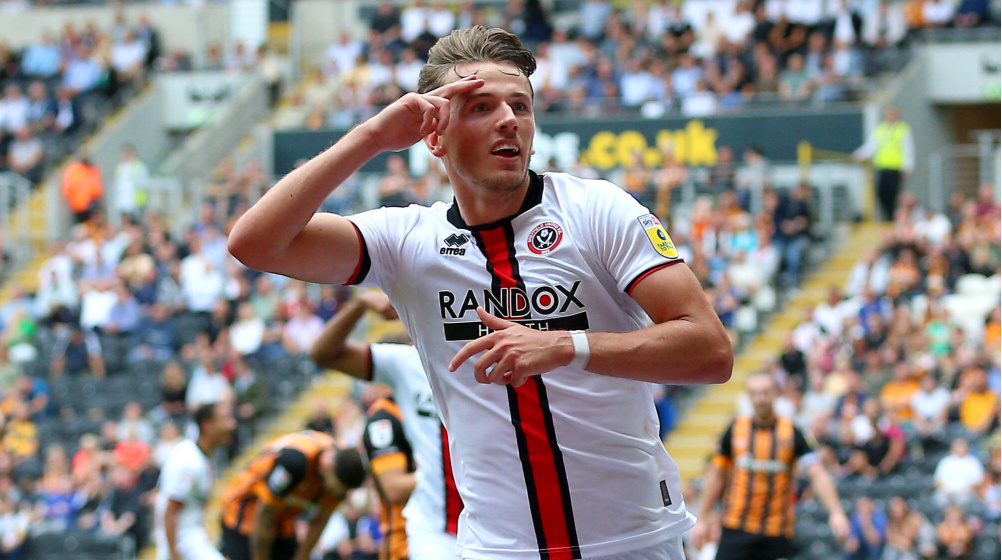 Sheffield dělá vše pro to, aby okamžitě opustil Premier League. Po odchodu střelce Ilemana Ndiayeho do Marseille  odchází i dlouholetá opora, Sander Berge. Ten navíc míří do týmu dalšího nováčka z Burnley :-O .