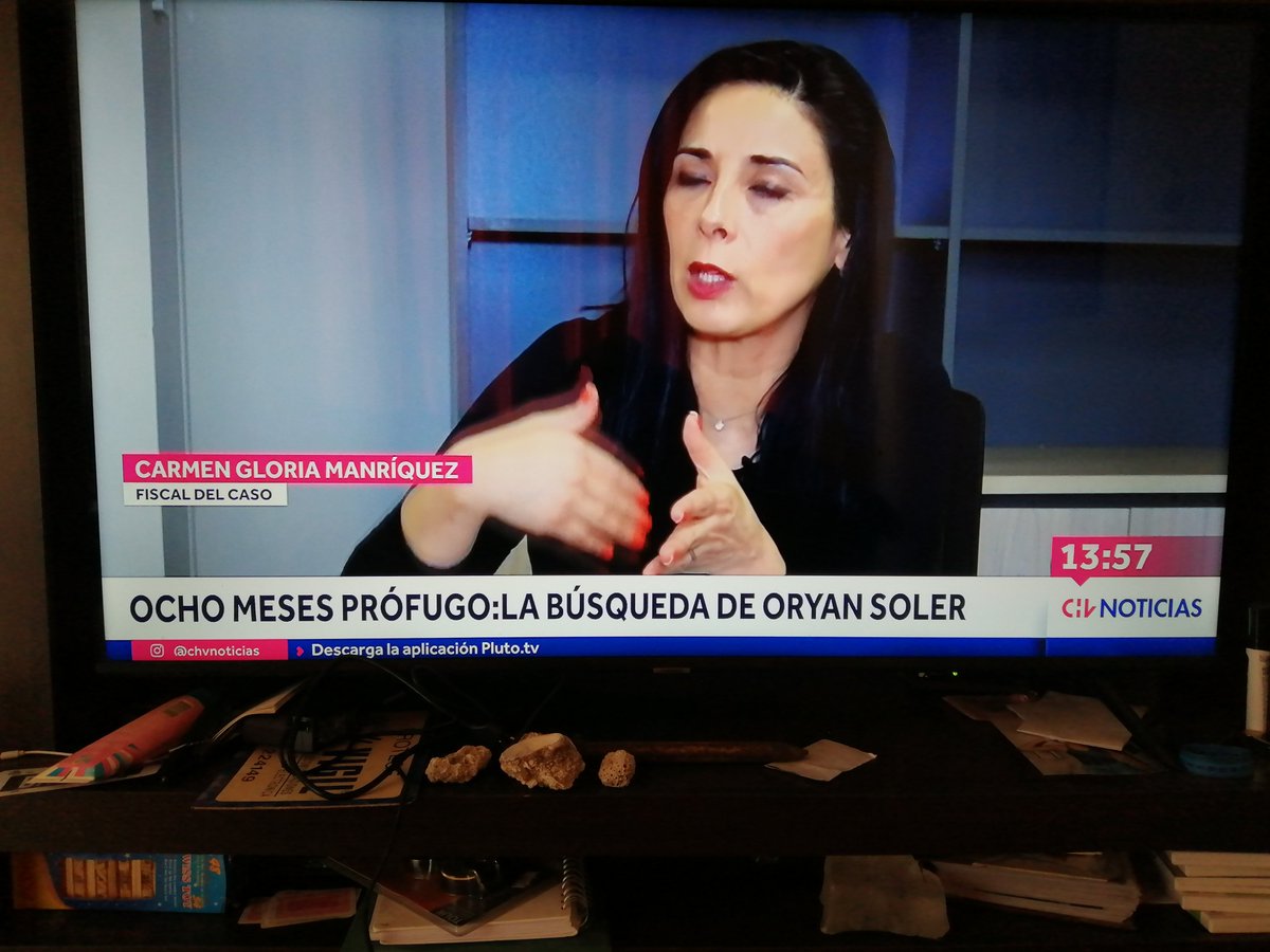 Enrique200094's tweet photo. Agustín #Oryan Soler, hijo de poderosa familia de #Curicó,(Cecinas Soler) condenado a 7 años de cárcel por al menos 2 delitos de violación a menores sigue prófugo. Tuvo arresto domiciliario y @Carabdechile no comprobó si estaba en su casa. Otro joven vendía CDs piratas... https://t.co/SO8HJMDwRh