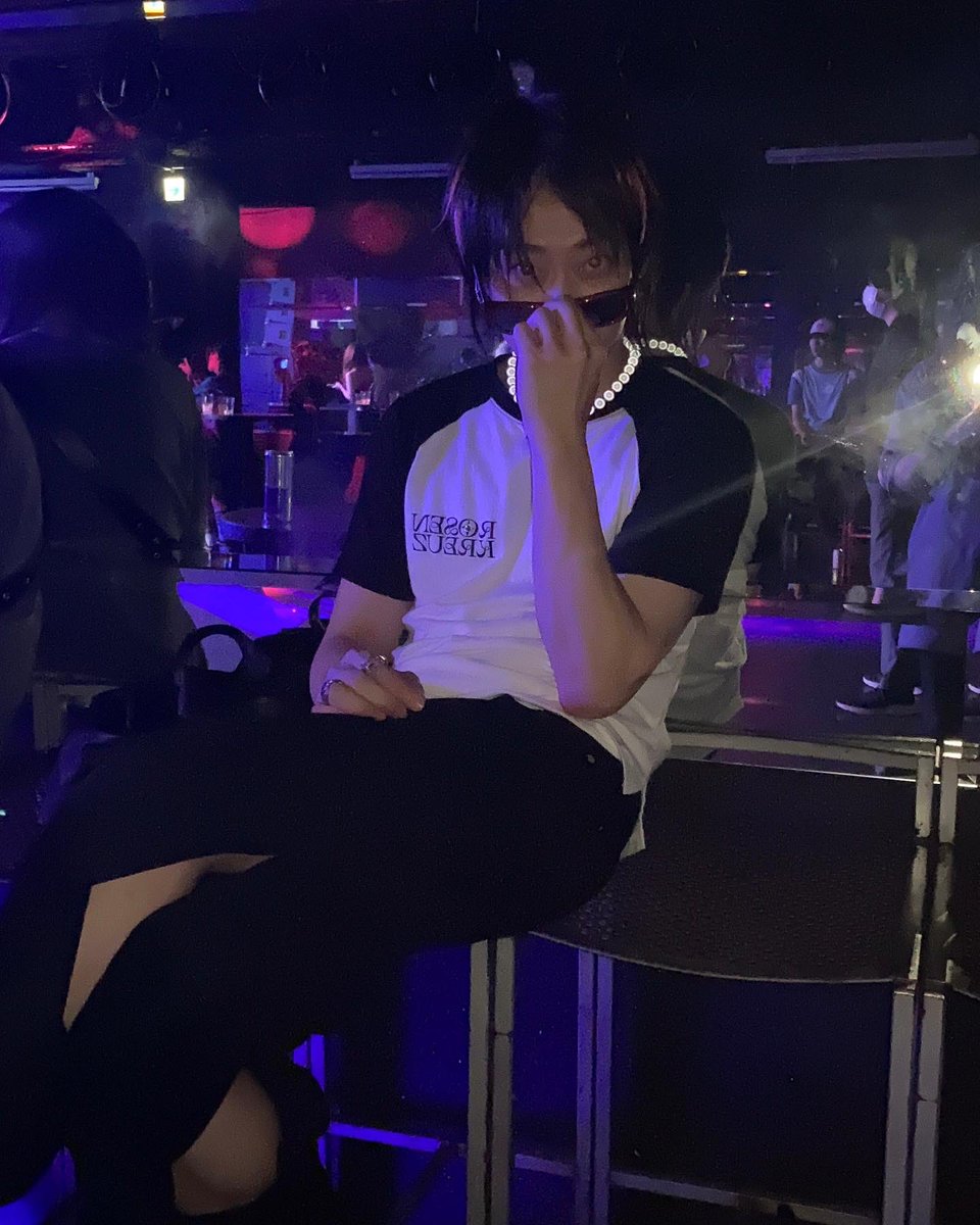 ✌️
#いいねで気になった人お迎え #いいねした人全員フォロー #いいねでdm #いいねした人全員フォローする #自撮り界隈と繋がりたい #自撮り界隈さんと繋がりたい   #雰囲気界隈 #雰囲気  #自撮り界隈 #いいね返し #美男美女さんと繋がりたい