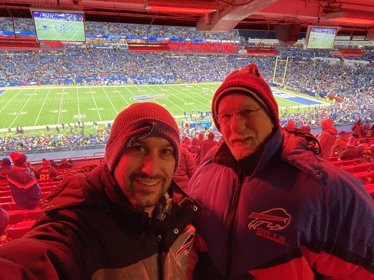 anth_marr's tweet photo. I have training camp tickets available for both tomorrow and Thursday.  I live in the Midwest and planned on coming back for camp with my dad who’s local but unfortunately he has passed away. 😢
Would like these tickets to go to another family to make good memories! #BillsMafia https://t.co/rb4LtojPyE