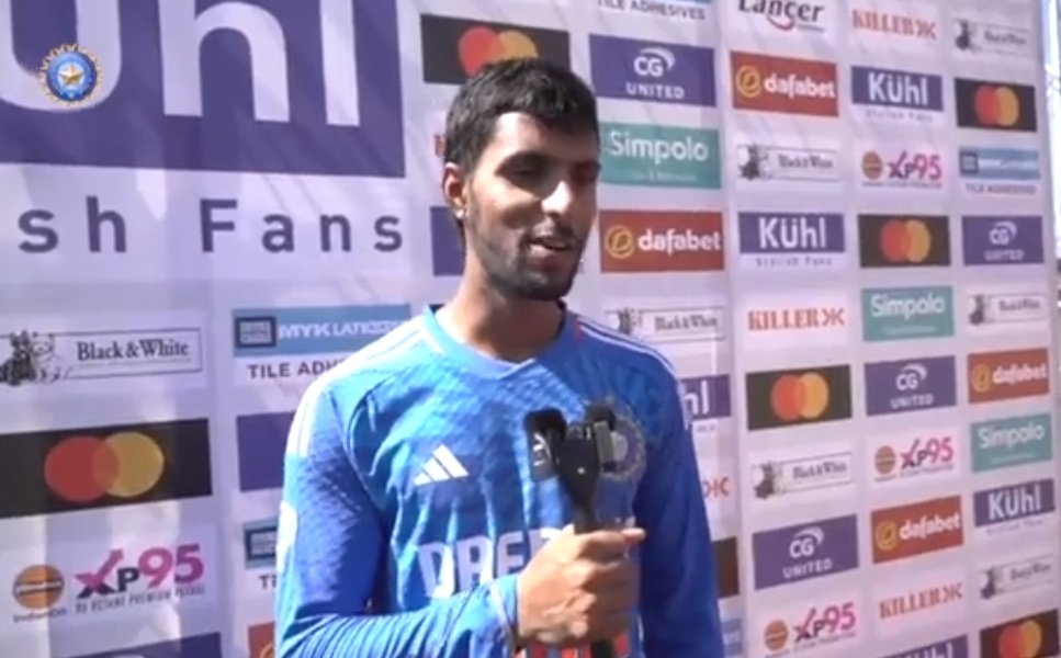 NishaRo45_'s tweet photo. Tilak Varma said ," We don't play for our personal milestones and that's what I learnt from captain Rohit Sharma. He never cares for his records or his batting position." 

Selfish Pandya should learn from Young Tilak 😡 https://t.co/g082zzeXWs