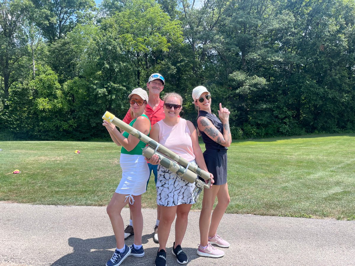 AspenPlaceHC's tweet photo. We had a blast at the Greensburg Decatur County Chamber of Commerce golf outing on Friday 😎 

#trilogyhealth #trilogyliving https://t.co/V7OXKBjKbd