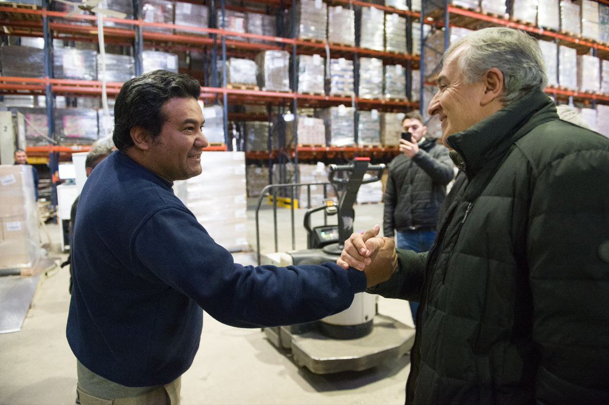 GerardoMorales's tweet photo. El potencial argentino está en cada provincia. José Guma es una empresa familiar de 91 años y cuarta generación. Emplea a más de 300 trabajadores en Colonia Caroya, al norte de Córdoba. Con @horaciorlarreta creemos en el desarrollo federal, y por eso vamos a impulsar la producción en todos los rincones del país.