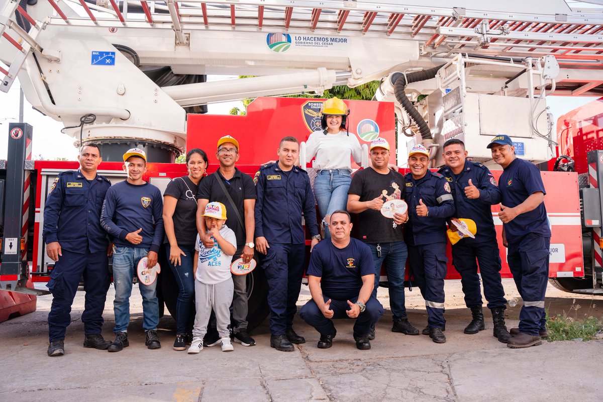 KatiaOspino's tweet photo. El Cuerpo de Bomberos del Cesar necesita de un gobierno justo y comprometido con sus luchas. 

Nosotros cambiaremos esa historia de indiferencia y abandono por desarrollo y progreso. 

!Muchachos vamos con toda que llego el momento! 👨‍🚒🚒 #ElPuebloManda https://t.co/FVqjABfnat