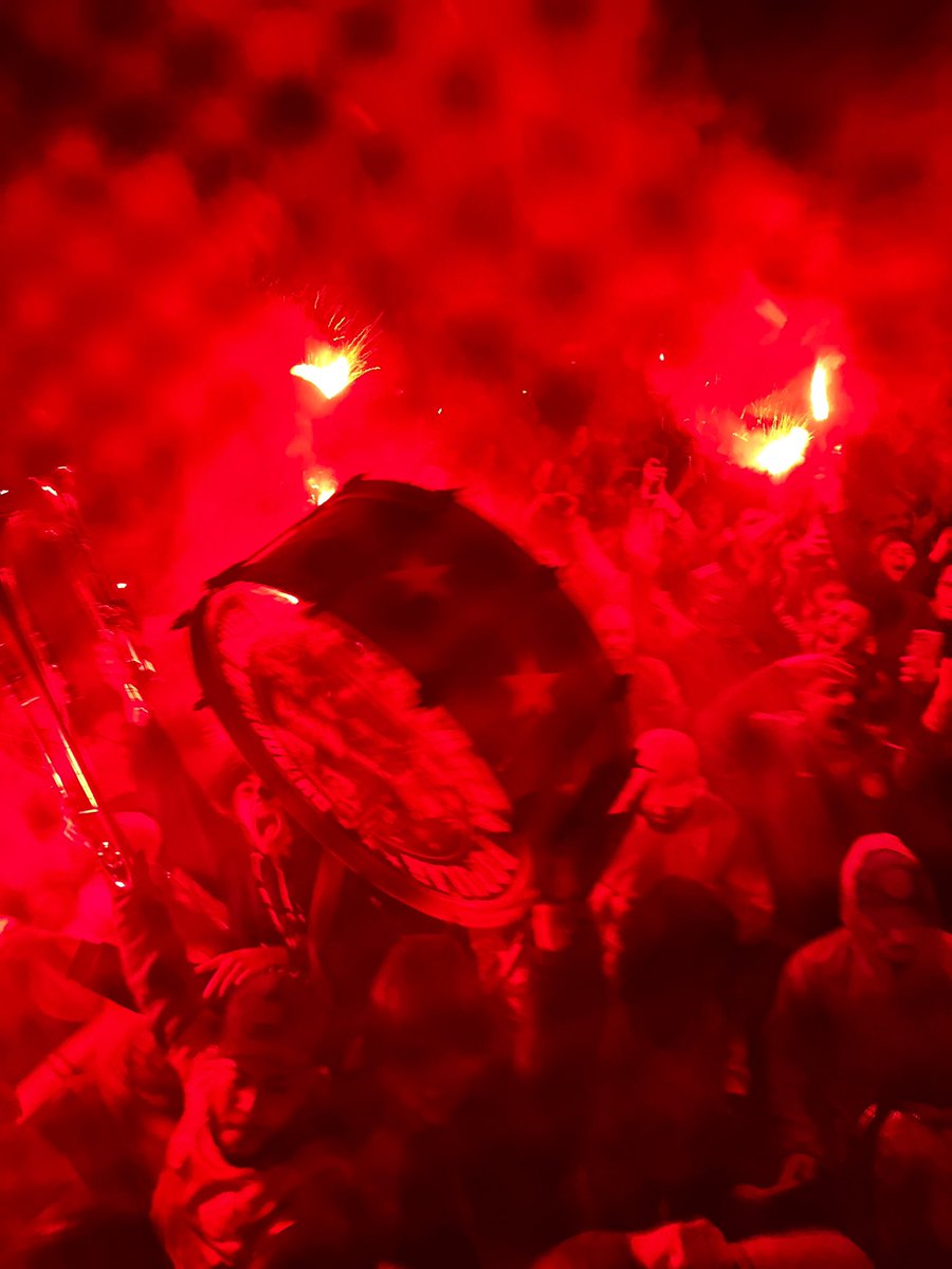 SCInternacional's tweet photo. Juntos! 🤝🇦🇹 https://t.co/tkTuHVBHJB