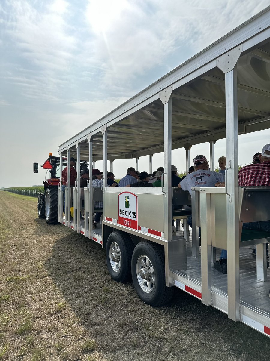 Beck's Hybrids tweet media