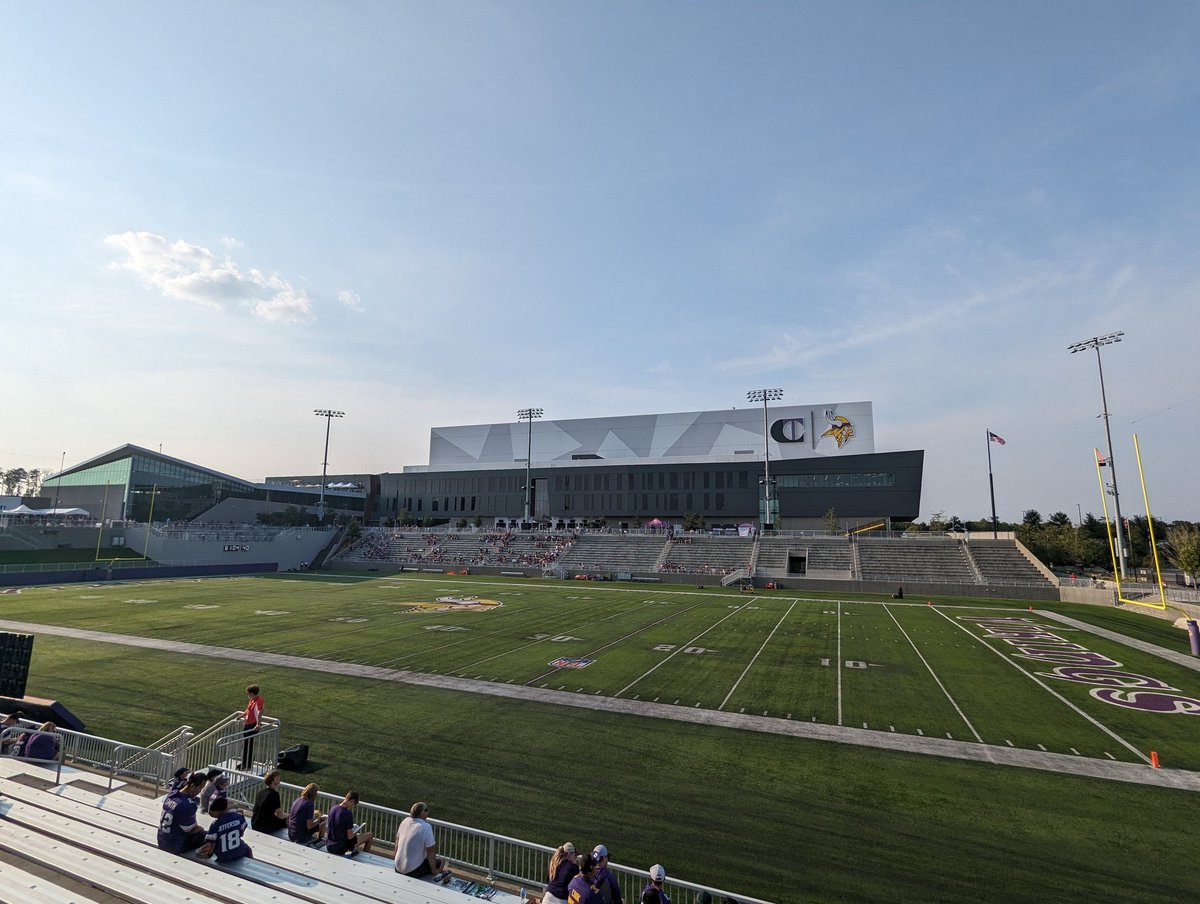 rashmiTweeting's tweet photo. Good to be back here for the 14th year in a row 😝
#Vikingscamp #Skol https://t.co/PFx634jogW