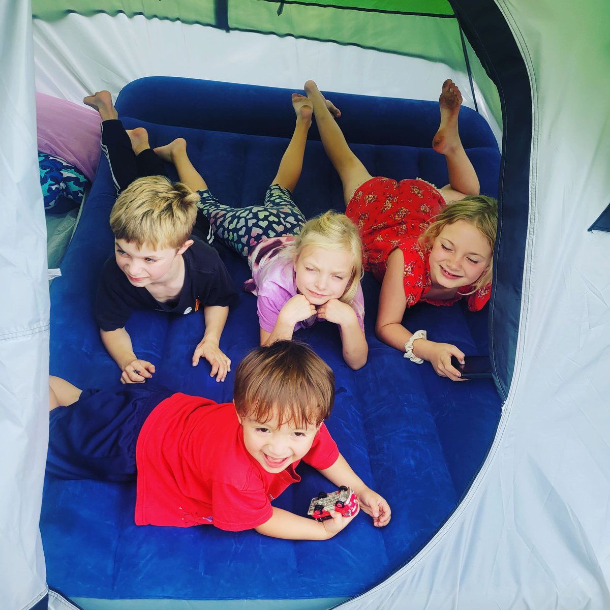 MichelleRule78's tweet photo. Thank You so much @bestway and @Tryazon for the Queen size inflatable bed that they sent! We had such an amazing time camping! And the kiddos slept like a log! The built in air pump makes is SOOOOO MUCH QUICKER AND EASIER!!!
#BESTWAYUS #BestWaySummerofSleep https://t.co/DFanM086ki