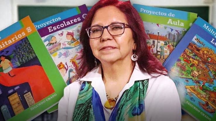 SarahiGT311005's tweet photo. @SEP_mx
@Letamaya
@GobiernoMX
@lopezobrador_
#EducaciónEnPeligro

La SEP dio a conocer que el Nuevo Plan Educativo su aplicación en el ciclo escolar próximo, el plan contempla la desaparición de grados y la modificación de libros de textos gratuitos desechando las matemáticas. https://t.co/8mvrtI8s2v