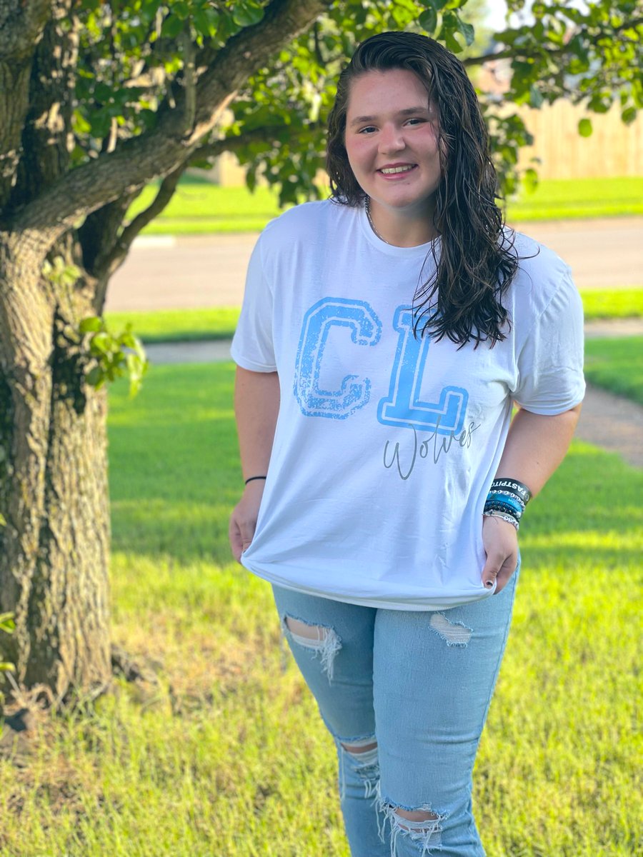 EmilyRicharde's tweet photo. After an eventful week, I’d like to announce I’ve decided to continue my academic and athletic career at @CoLinSoftball . I’m excited to see what this new journey has in store for me. Thank you to the coaching staff at Co-Lin for this opportunity! https://t.co/H58FNspO2E