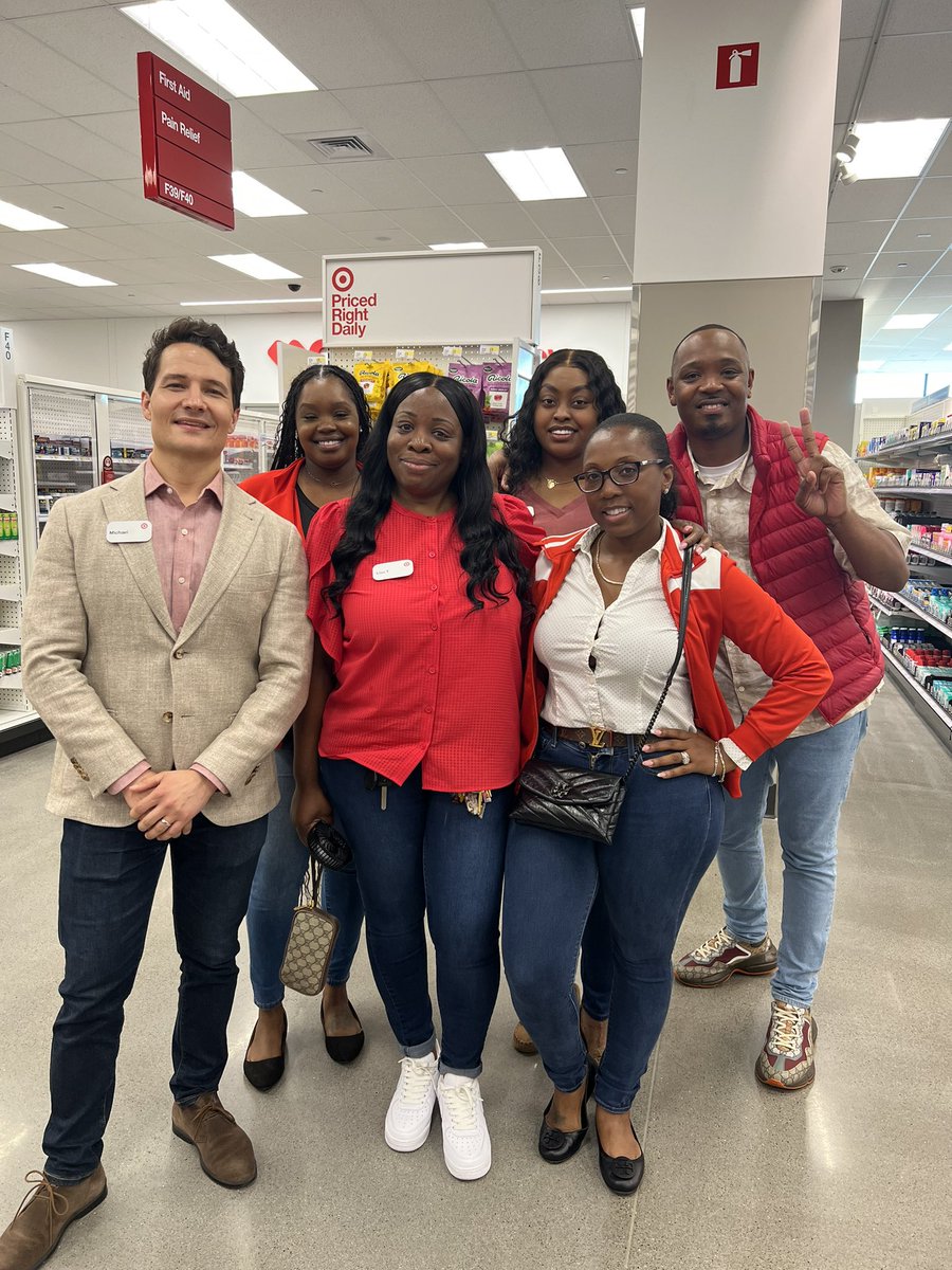 Supporting SD Melody &amp; team at their grand opening at Target Kings Plaza and all the Flushing originals were in the house. #Memories #FlushingOriginals 💪🏾✨