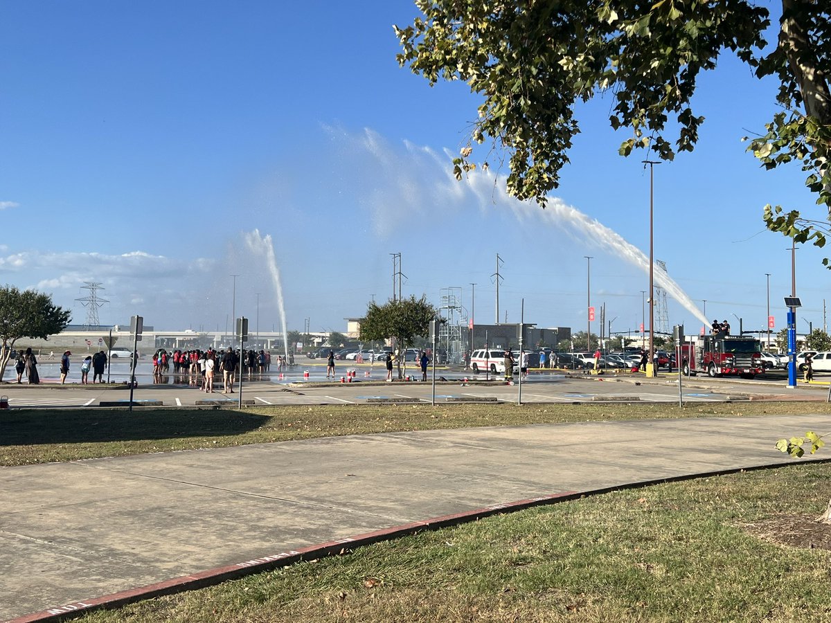 Sarah Laberge (@sarahpaigel) on Twitter photo Thank you <a href="/pecangrovefd/">Pecan Grove Fire</a> for cooling off our <a href="/TravisTigerBand/">TravisTigerBand</a> today!! Too cool! <a href="/THS_Tigers/">Travis High School</a> Thank you <a href="/pecangrovefd/">Pecan Grove Fire</a> for cooling off our <a href="/TravisTigerBand/">TravisTigerBand</a> today!! Too cool! <a href="/THS_Tigers/">Travis High School</a>